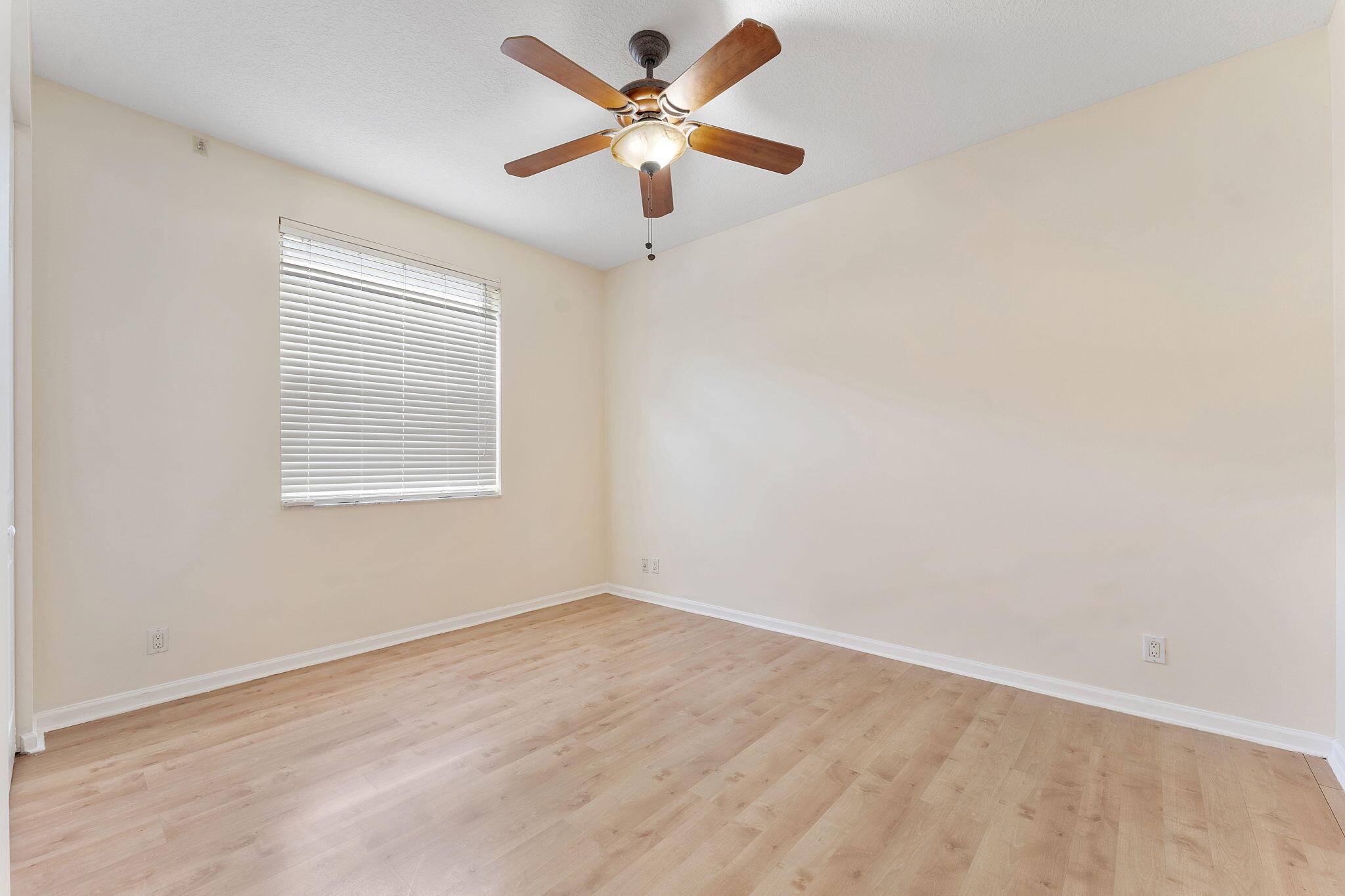 6929 Finamore Circle Property Photo 31