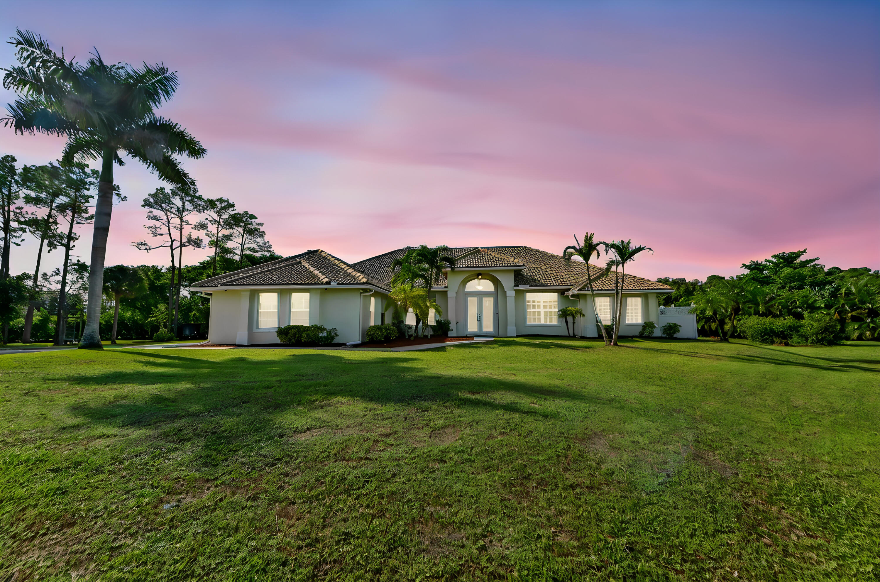 12521 83rd Lane N Property Photo 1
