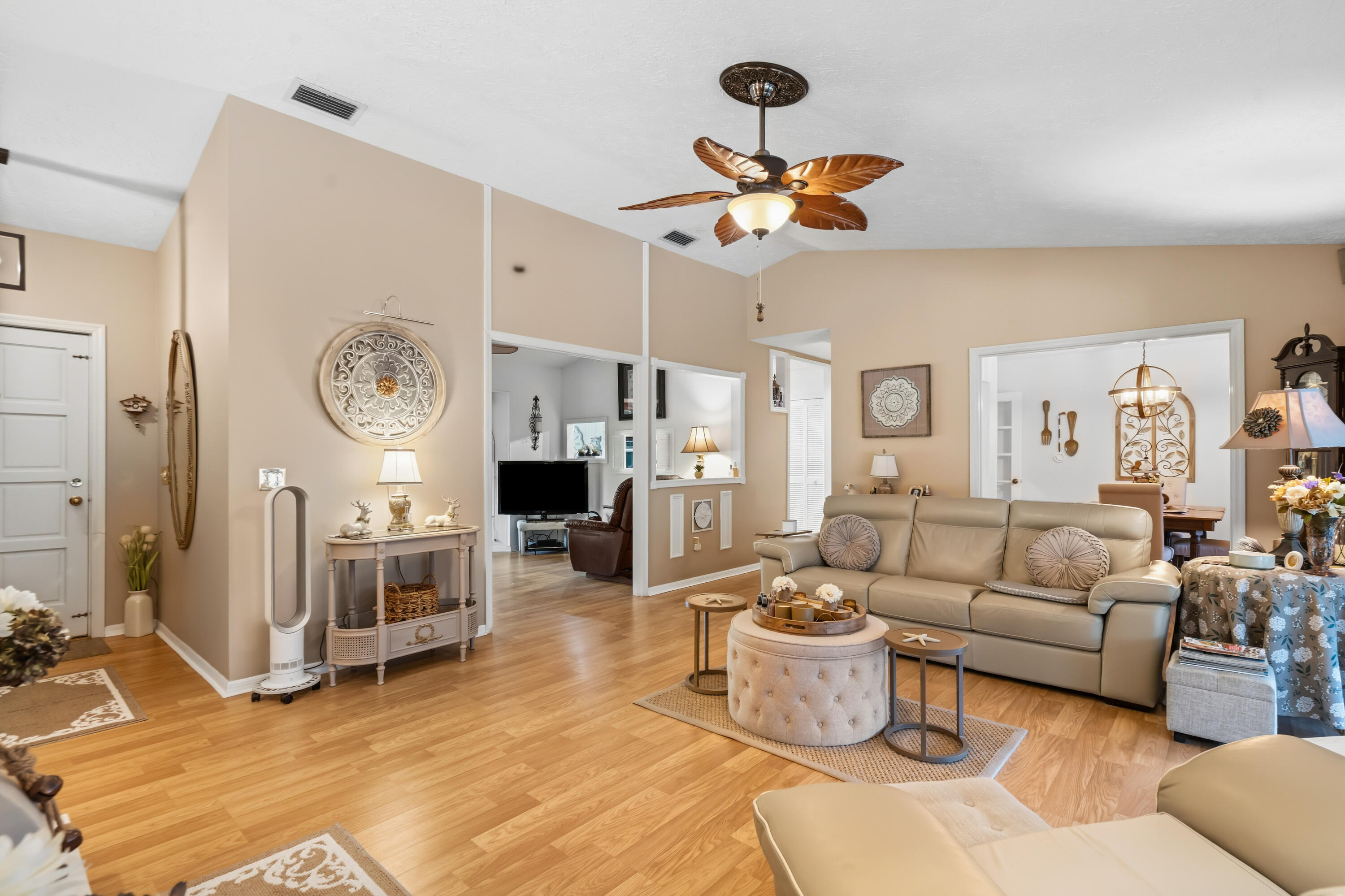 4662 Cheerio Way Property Photo 13