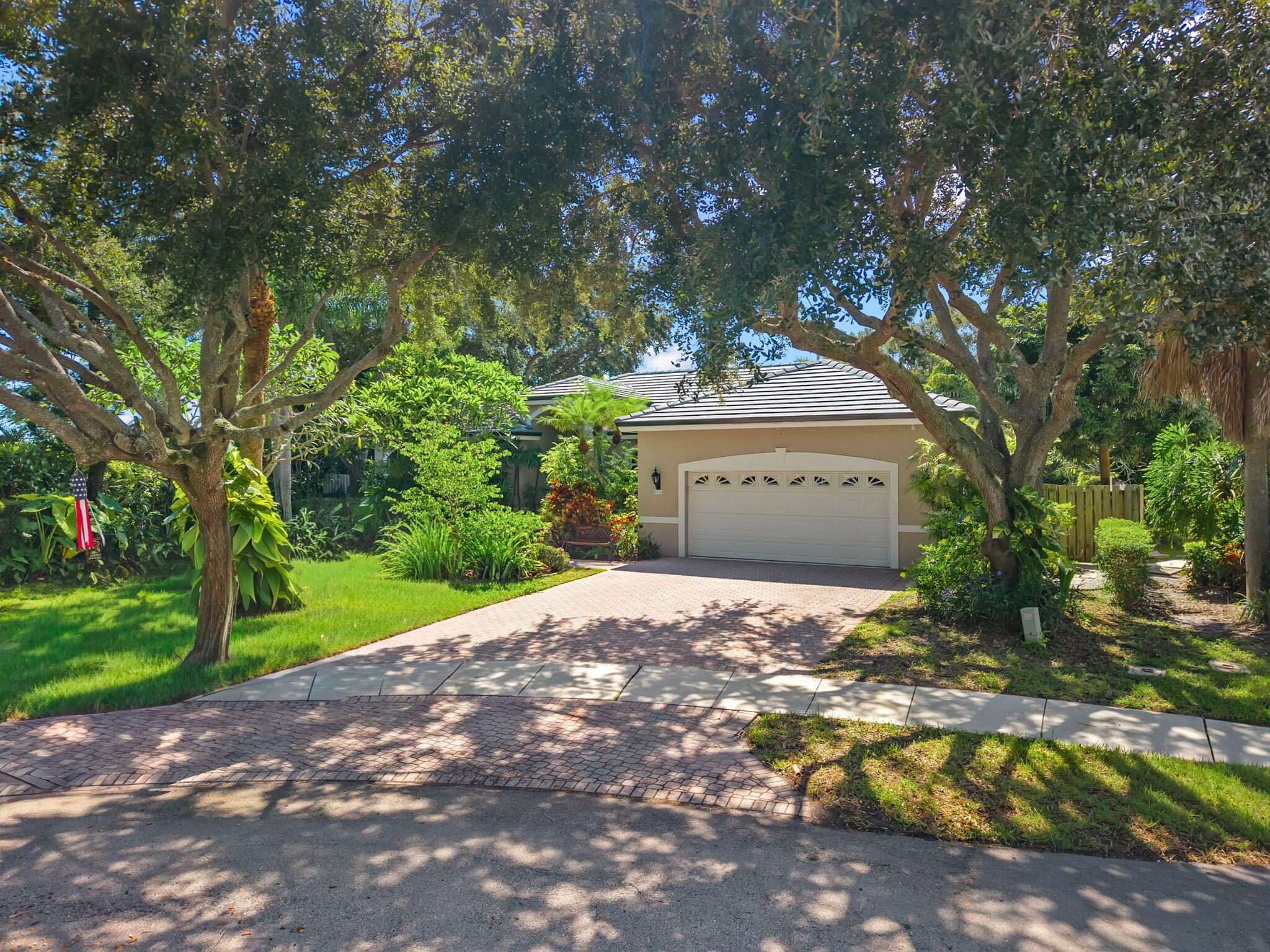 4560 S Barwick Ranch Circle Property Photo 1
