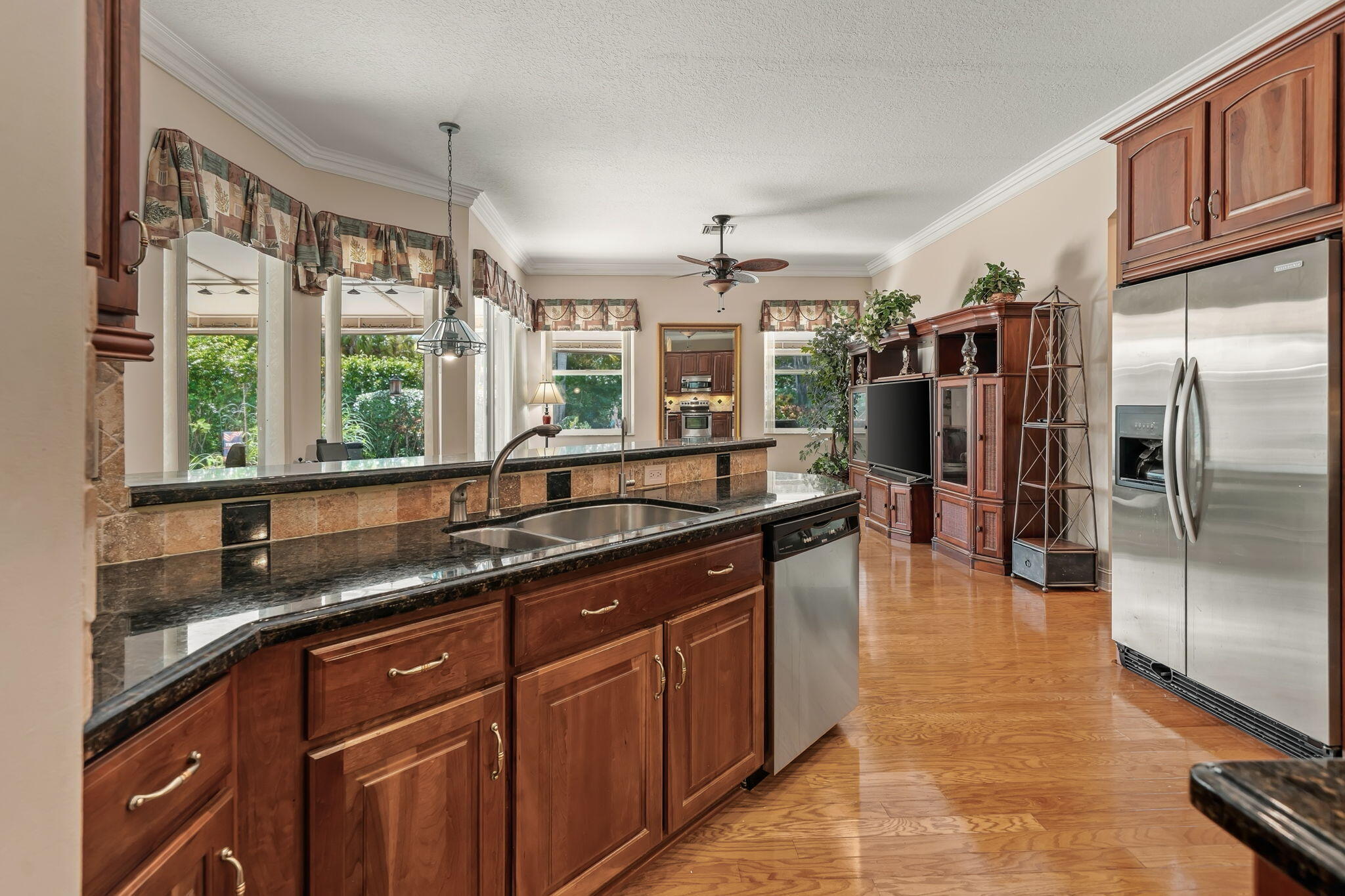 4560 S Barwick Ranch Circle Property Photo 6