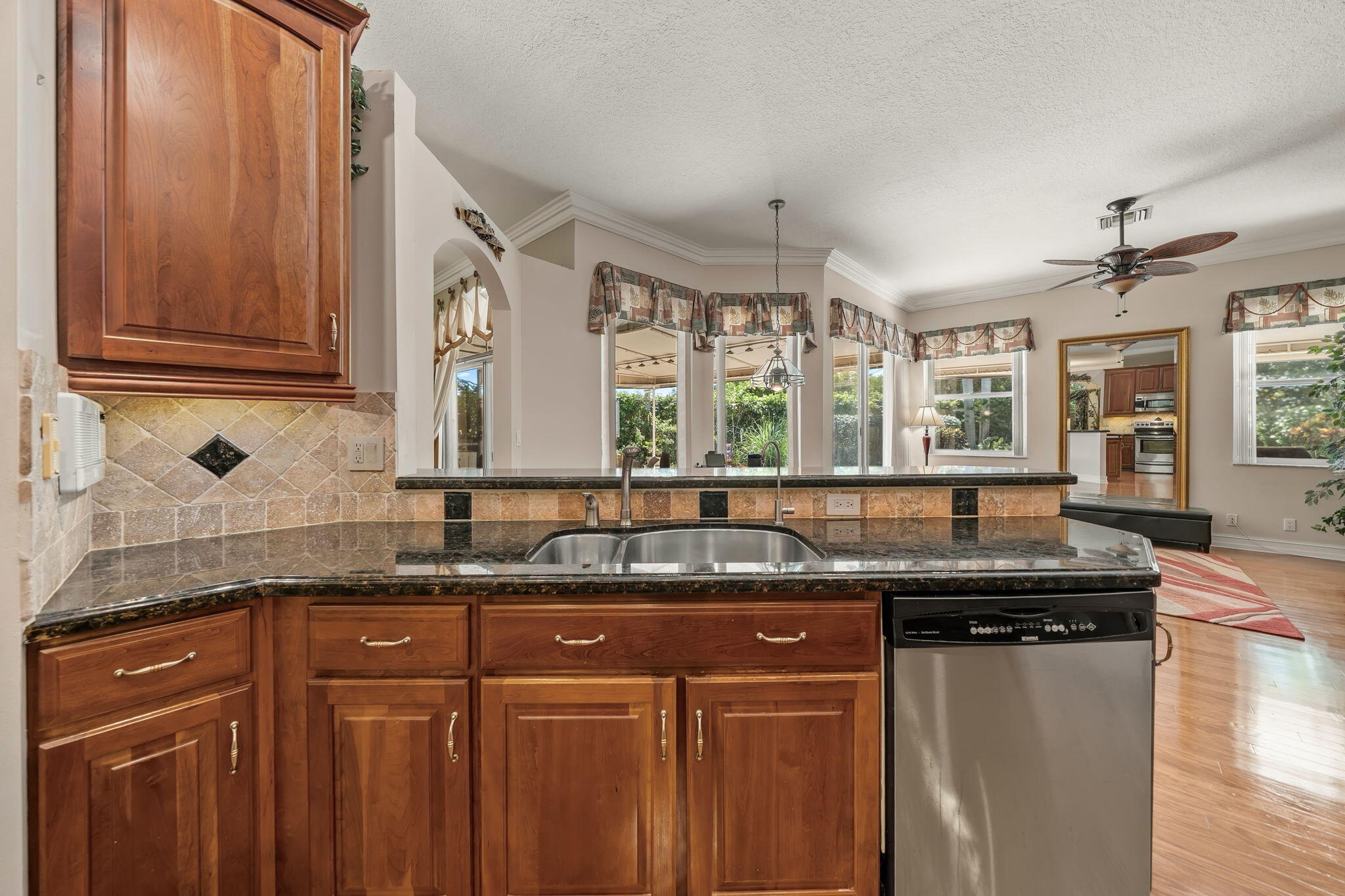 4560 S Barwick Ranch Circle Property Photo 8