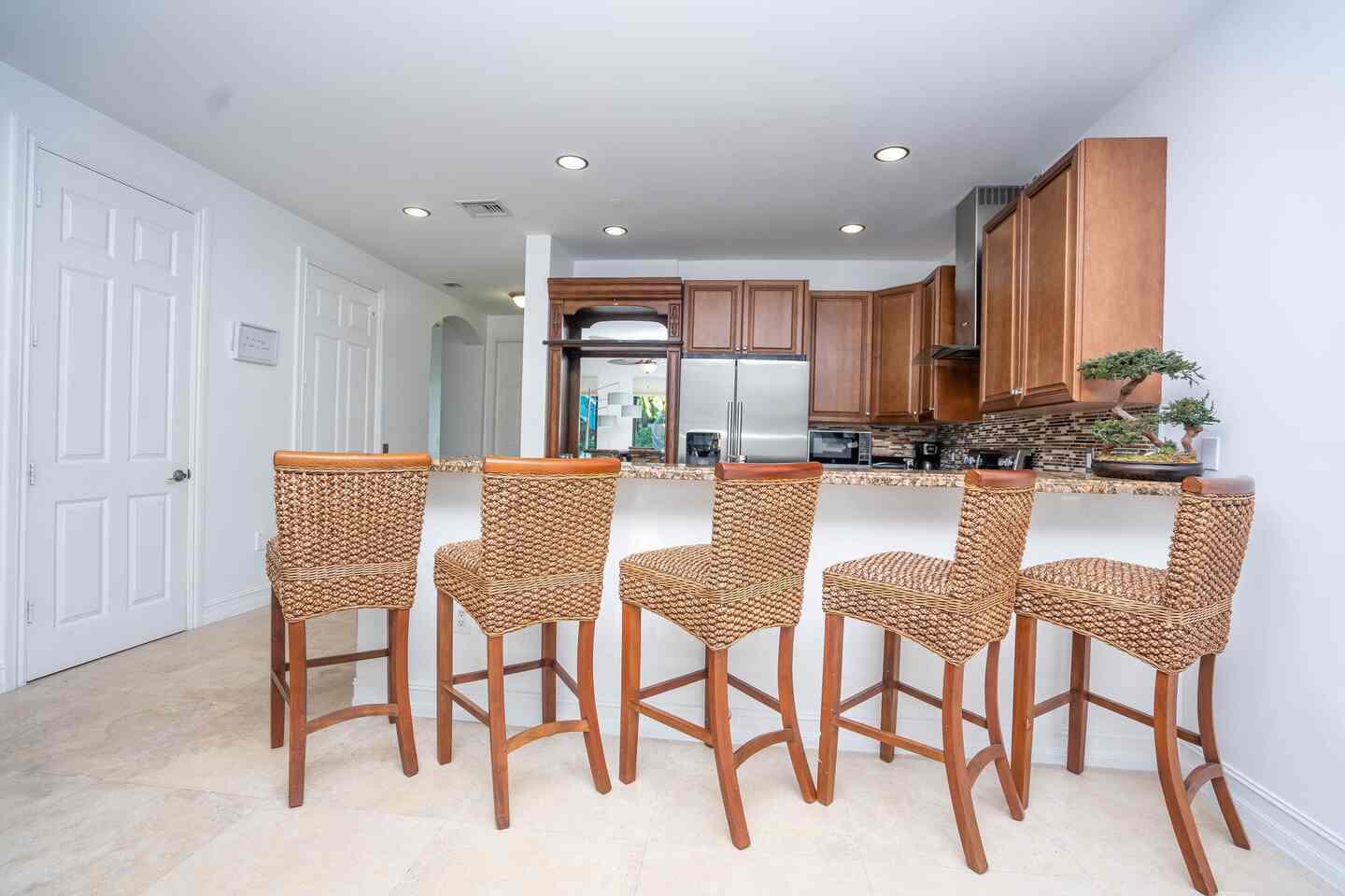 540 Ne 17th Avenue Property Photo 10