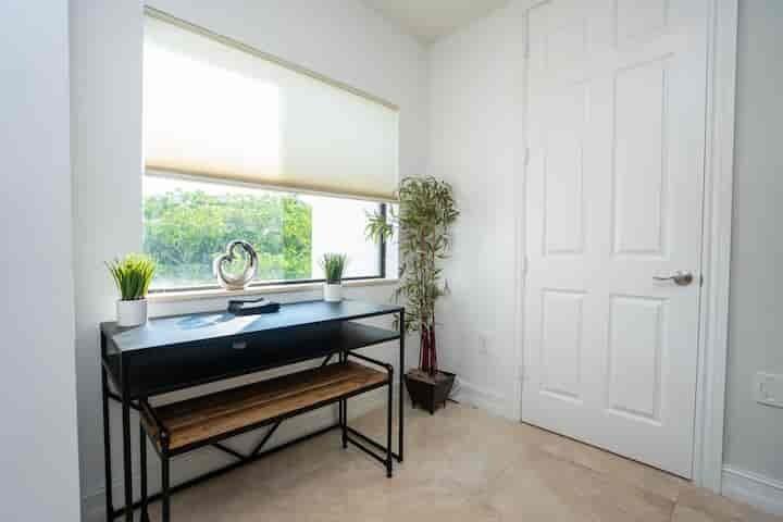 540 Ne 17th Avenue Property Photo 30