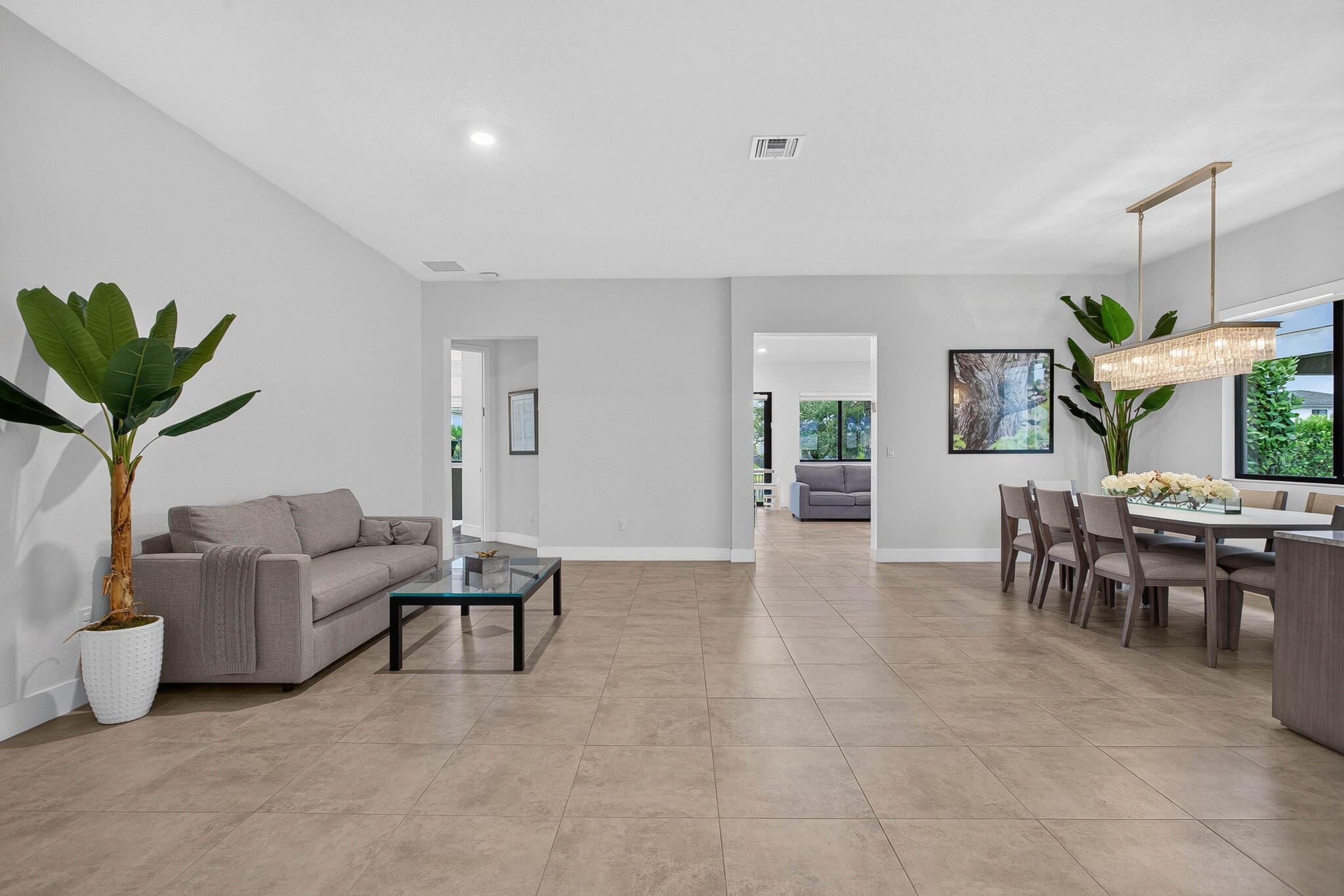 10785 Pacifica Way Property Photo 5