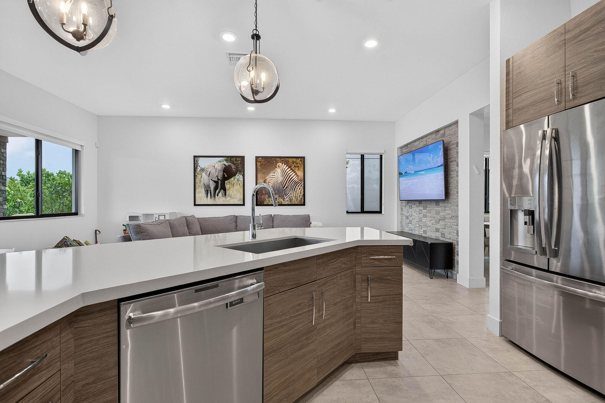 10785 Pacifica Way Property Photo 14
