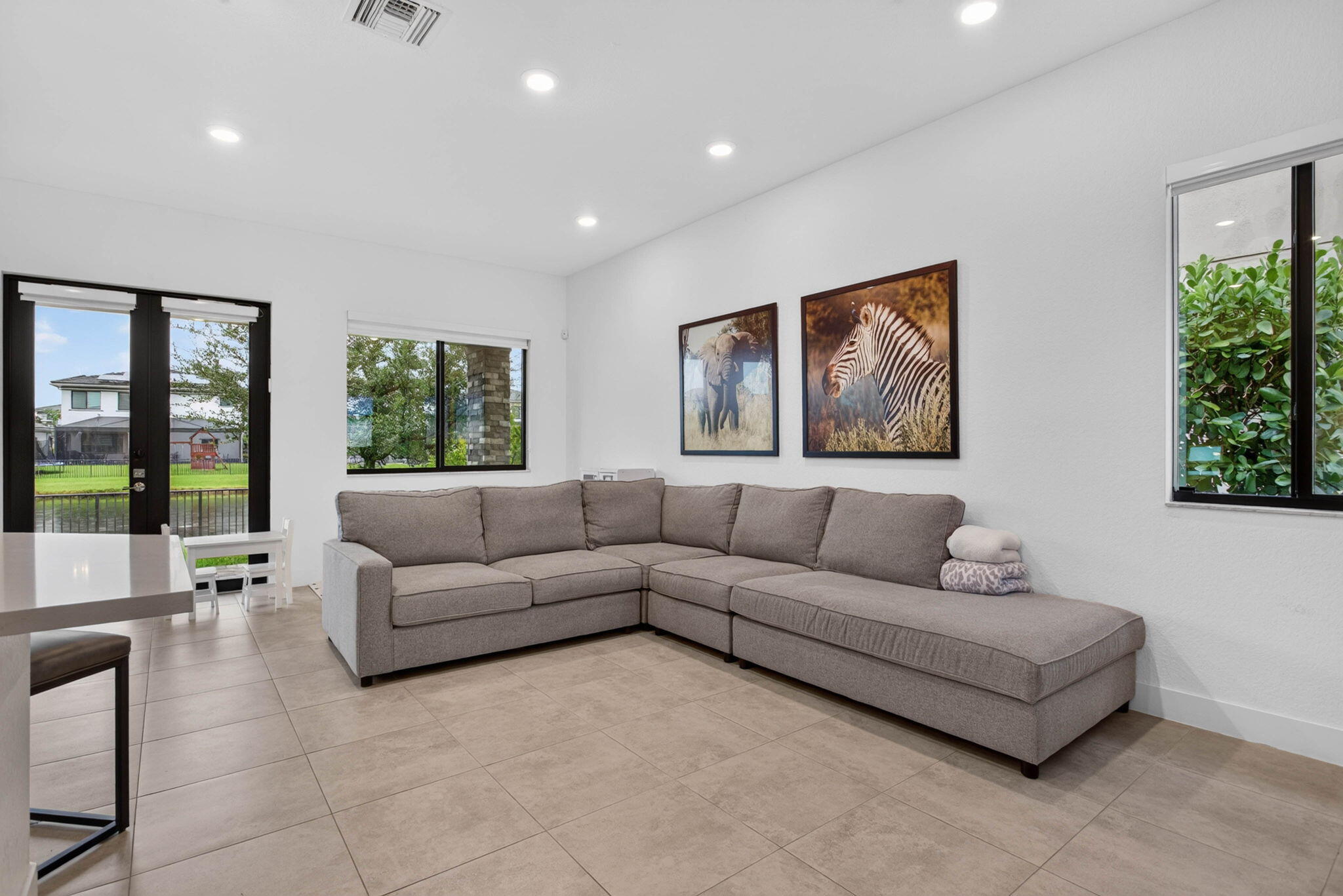 10785 Pacifica Way Property Photo 17