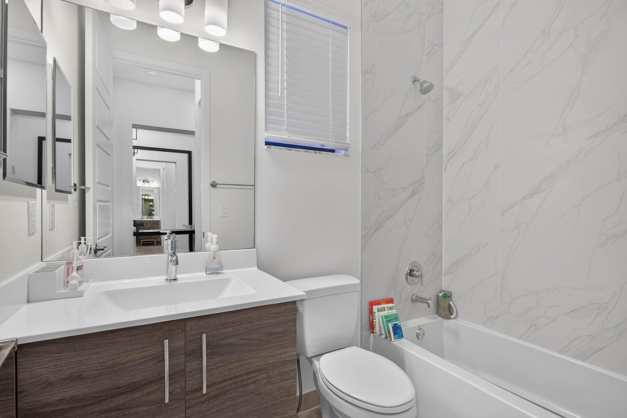 10785 Pacifica Way Property Photo 26