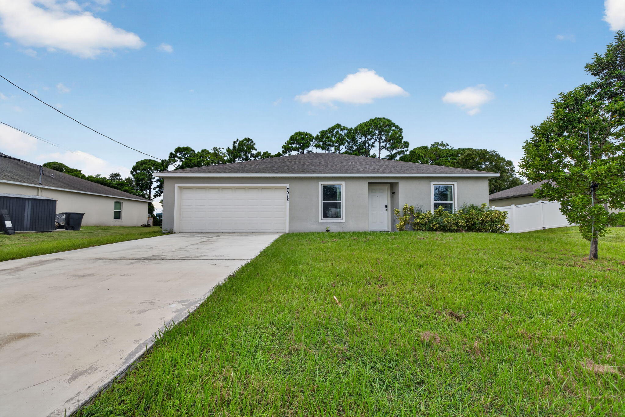 3918 Sw Brunswick Street Property Photo 1