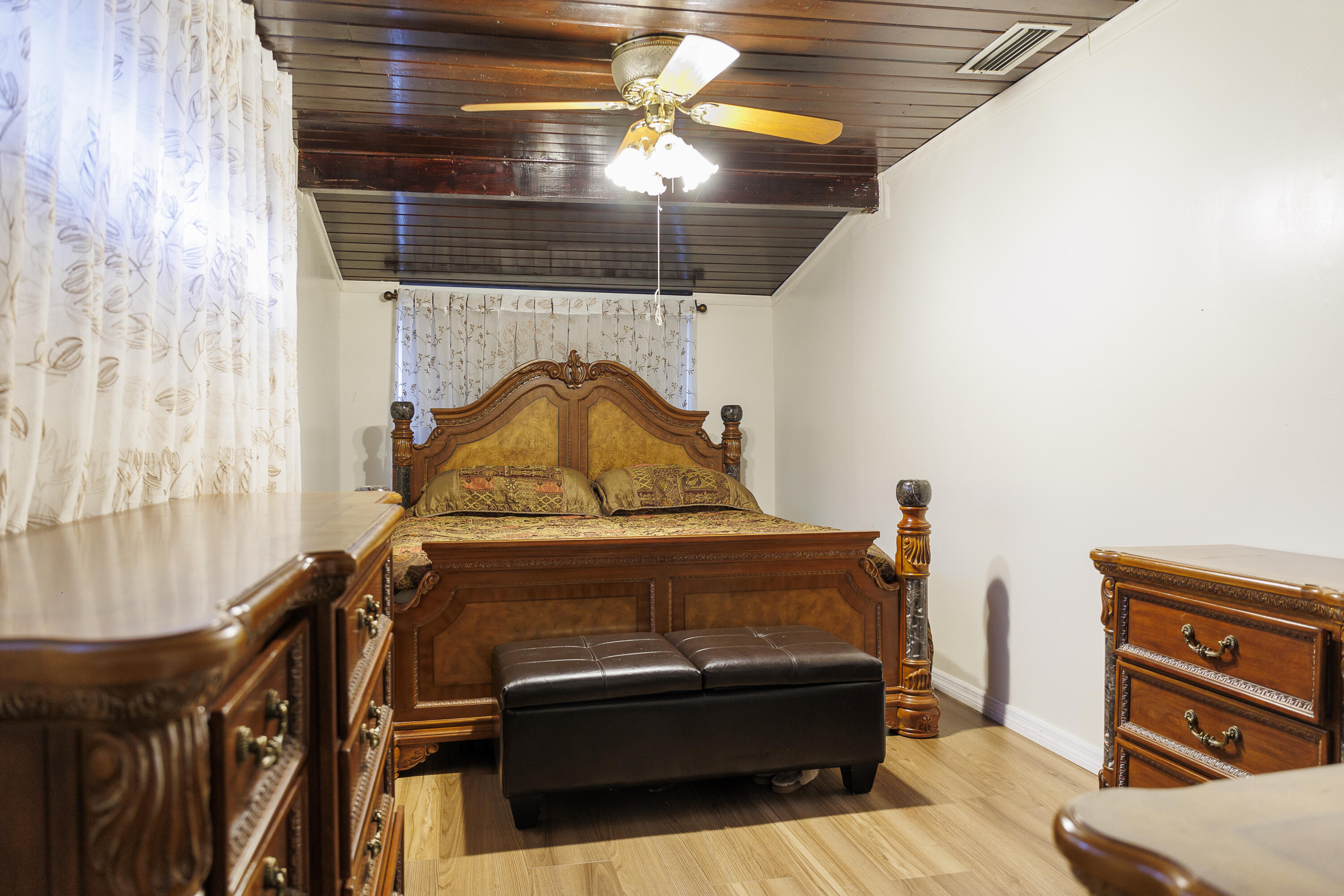 7654 Granada Boulevard Property Photo 7