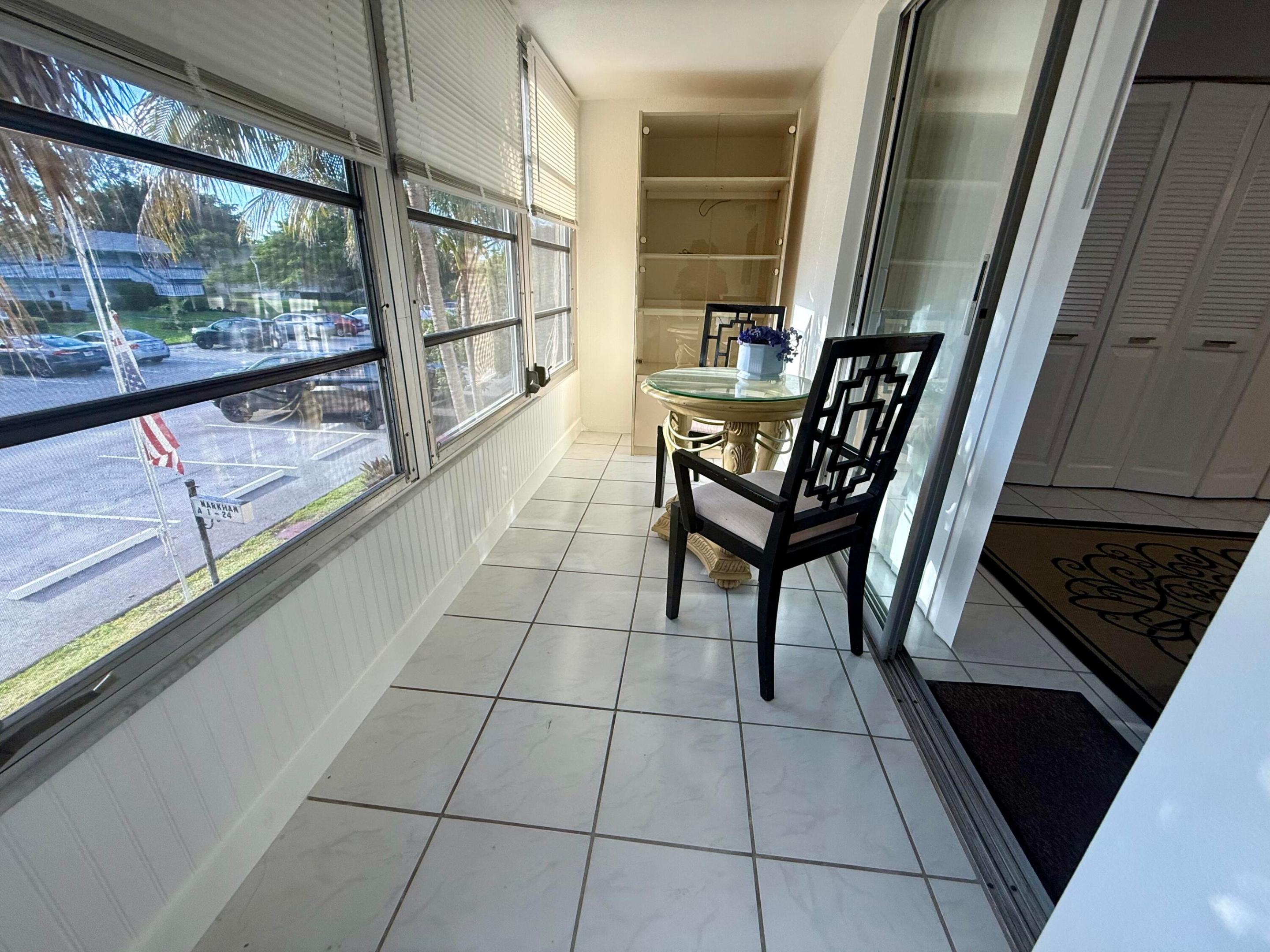 18 Markham A Property Photo 12