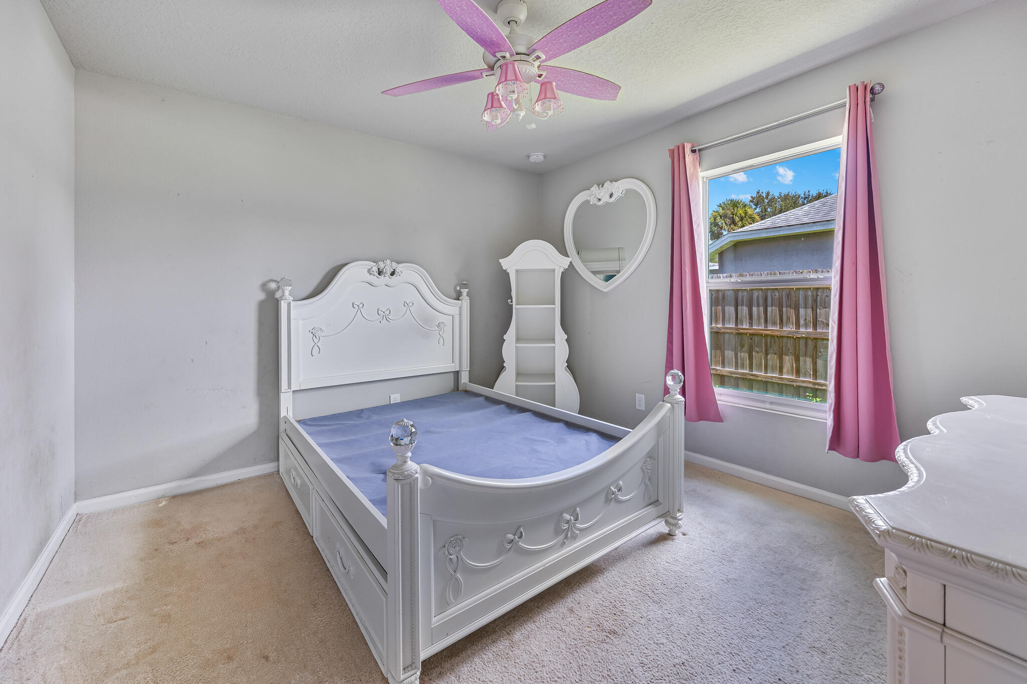 335 Evergreen Street Ne Property Photo 9