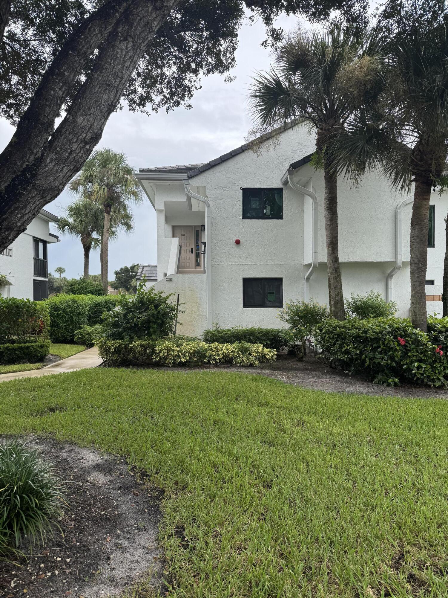 15310 Strathearn Drive Property Photo 1