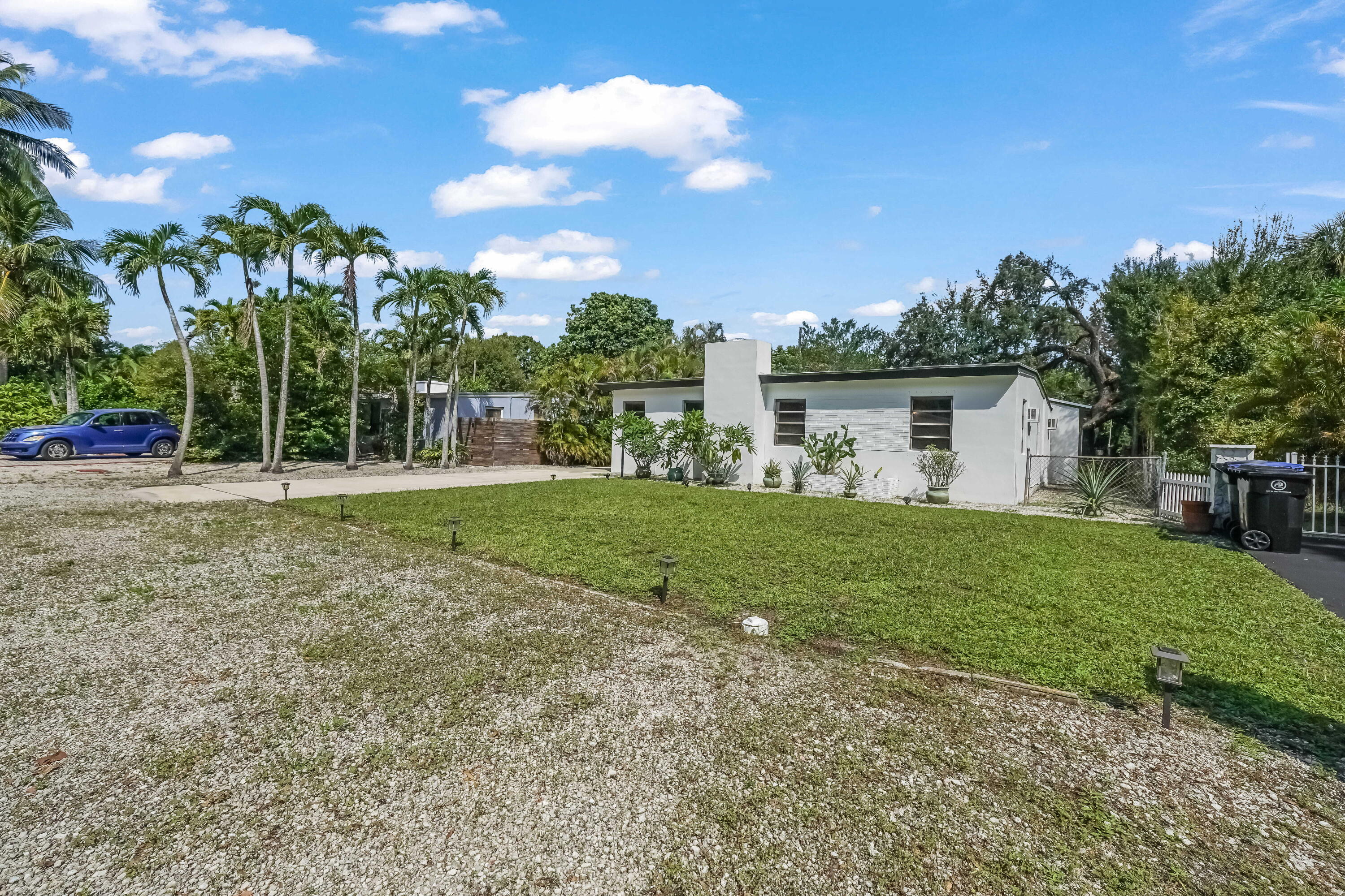 1717 Sw 14th Street Property Photo 4