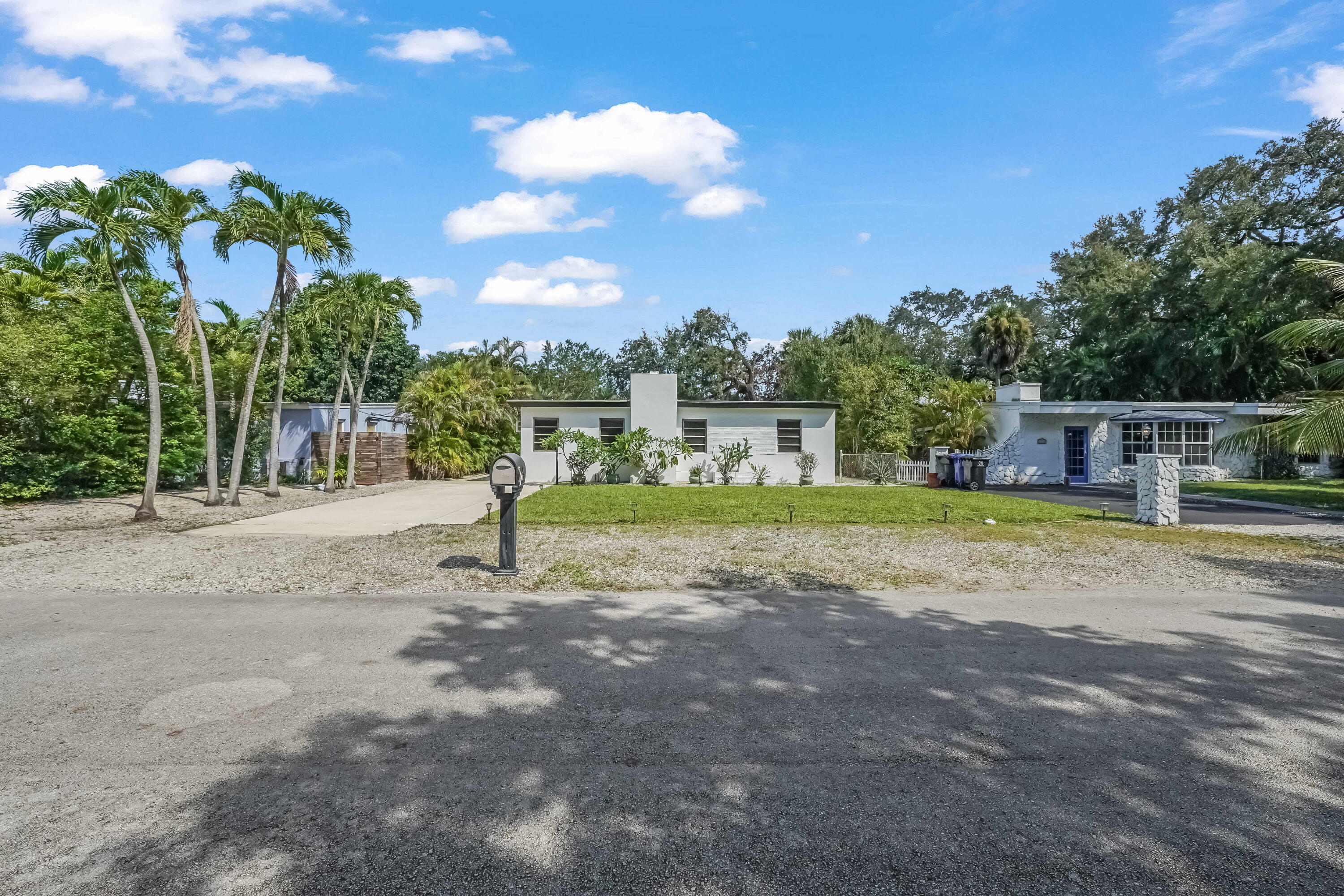 1717 Sw 14th Street Property Photo 5
