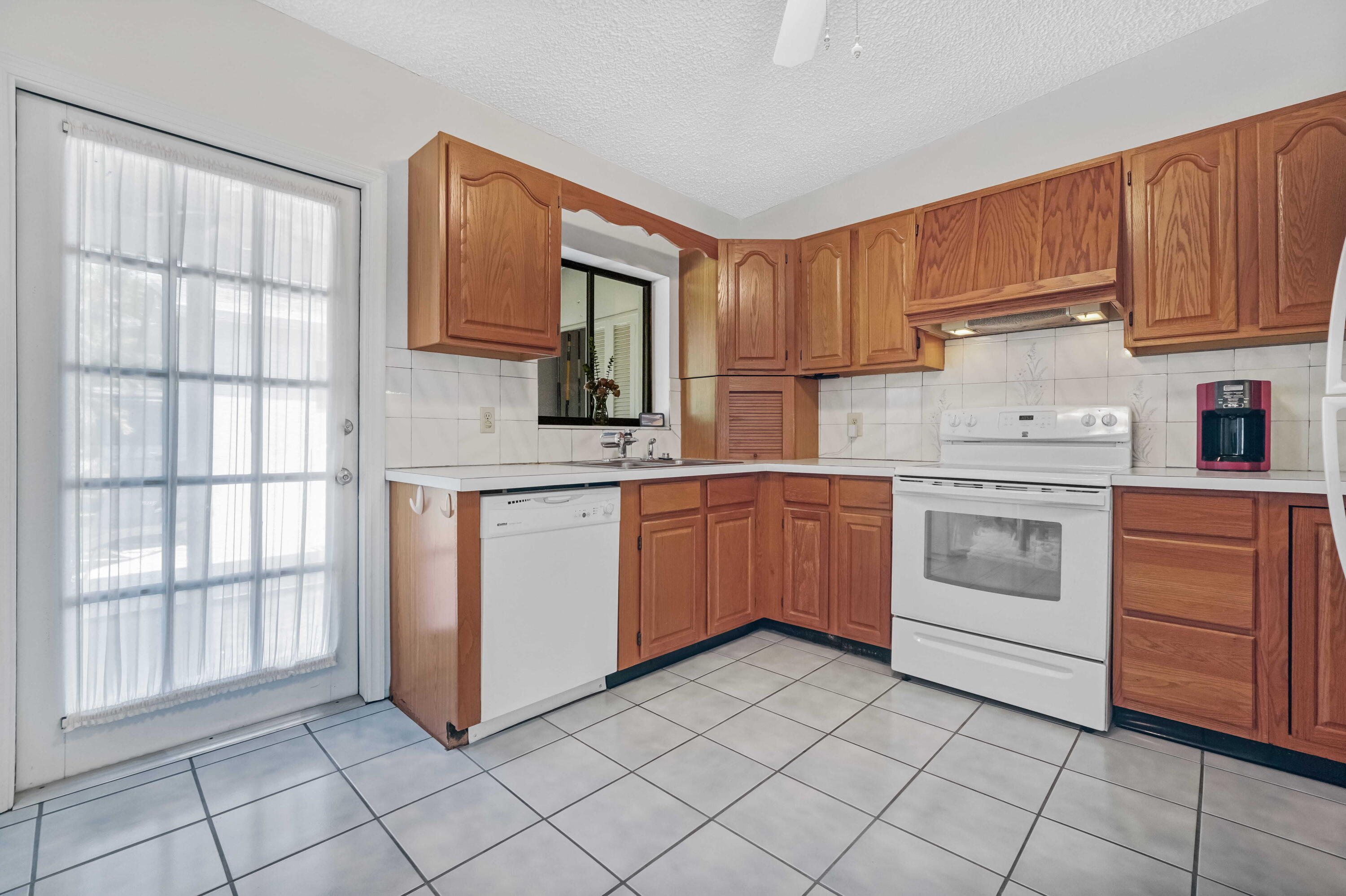 1717 Sw 14th Street Property Photo 34