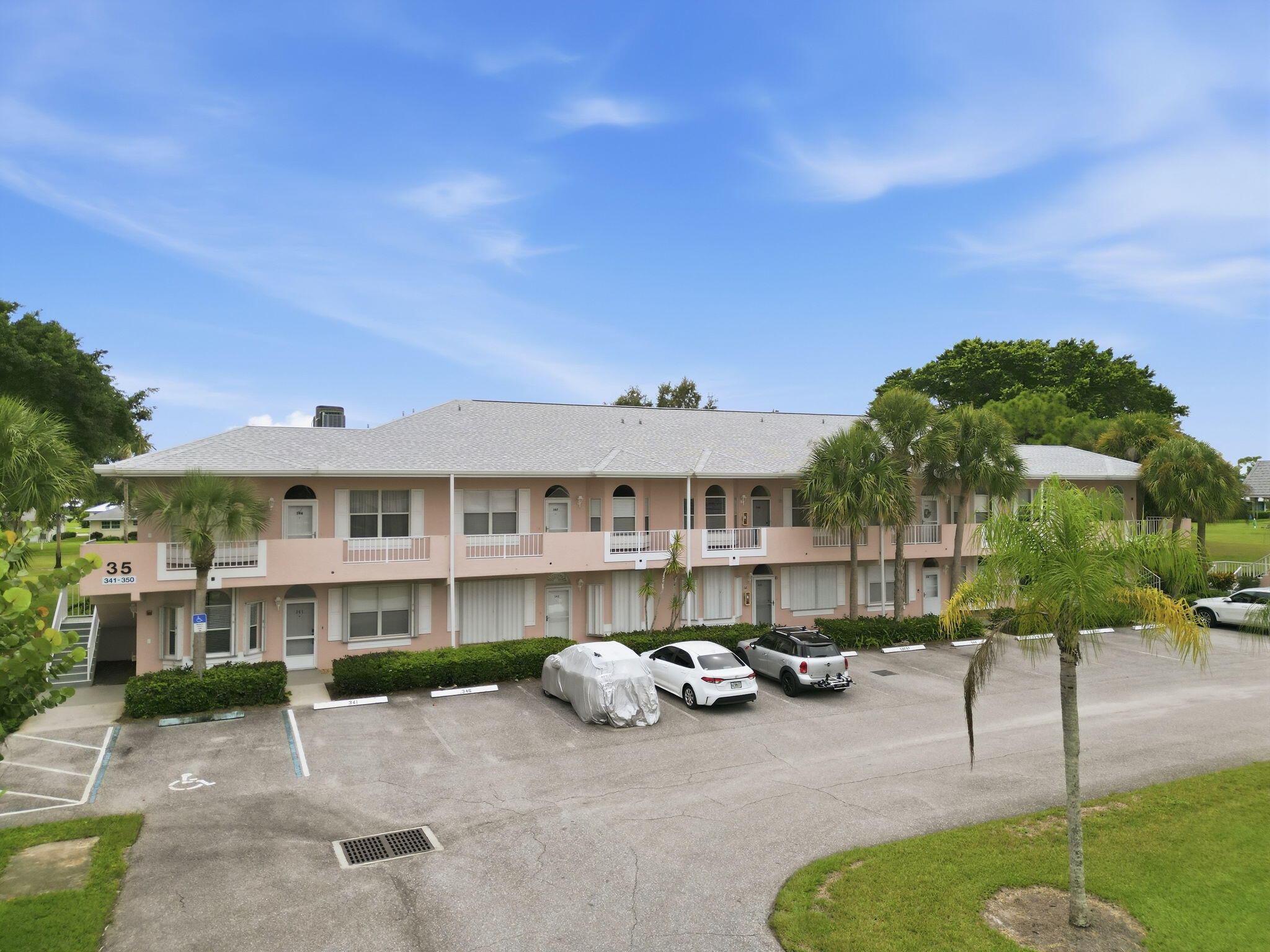 18081 Se Country Club Drive 35-348 Property Photo 4