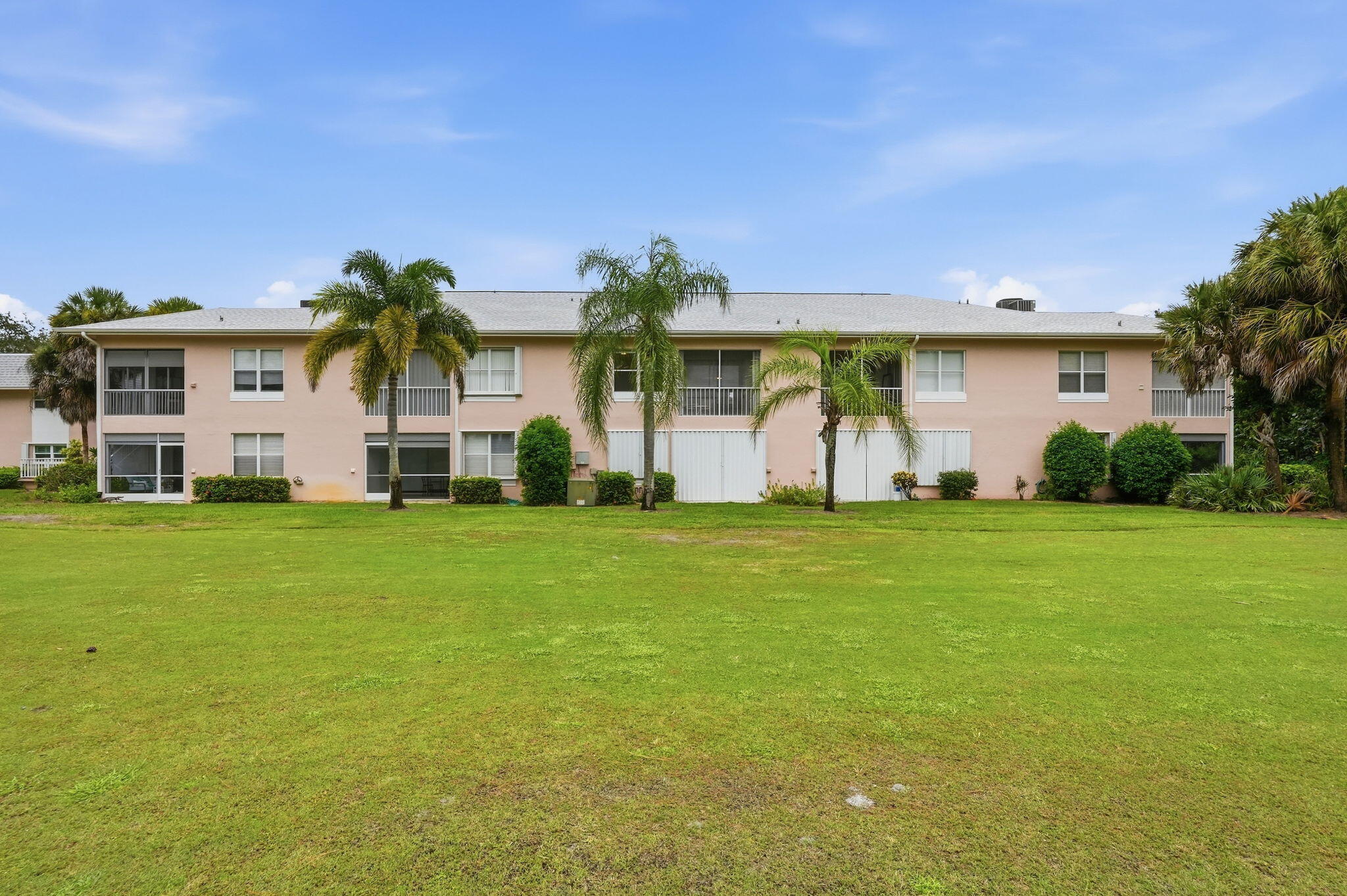 18081 Se Country Club Drive 35-348 Property Photo 12