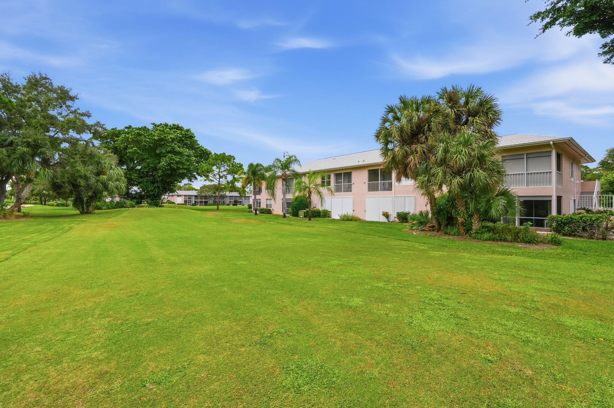 18081 Se Country Club Drive 35-348 Property Photo 13