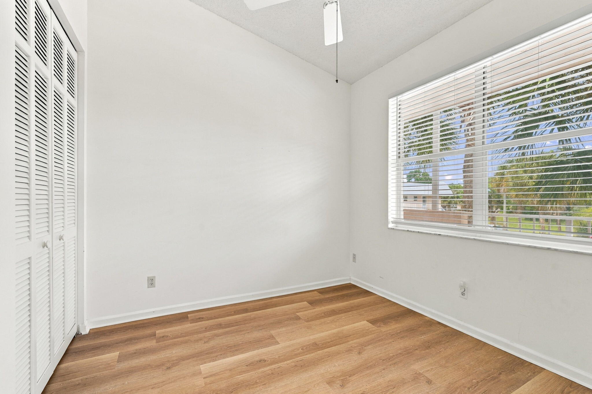 18081 Se Country Club Drive 35-348 Property Photo 42