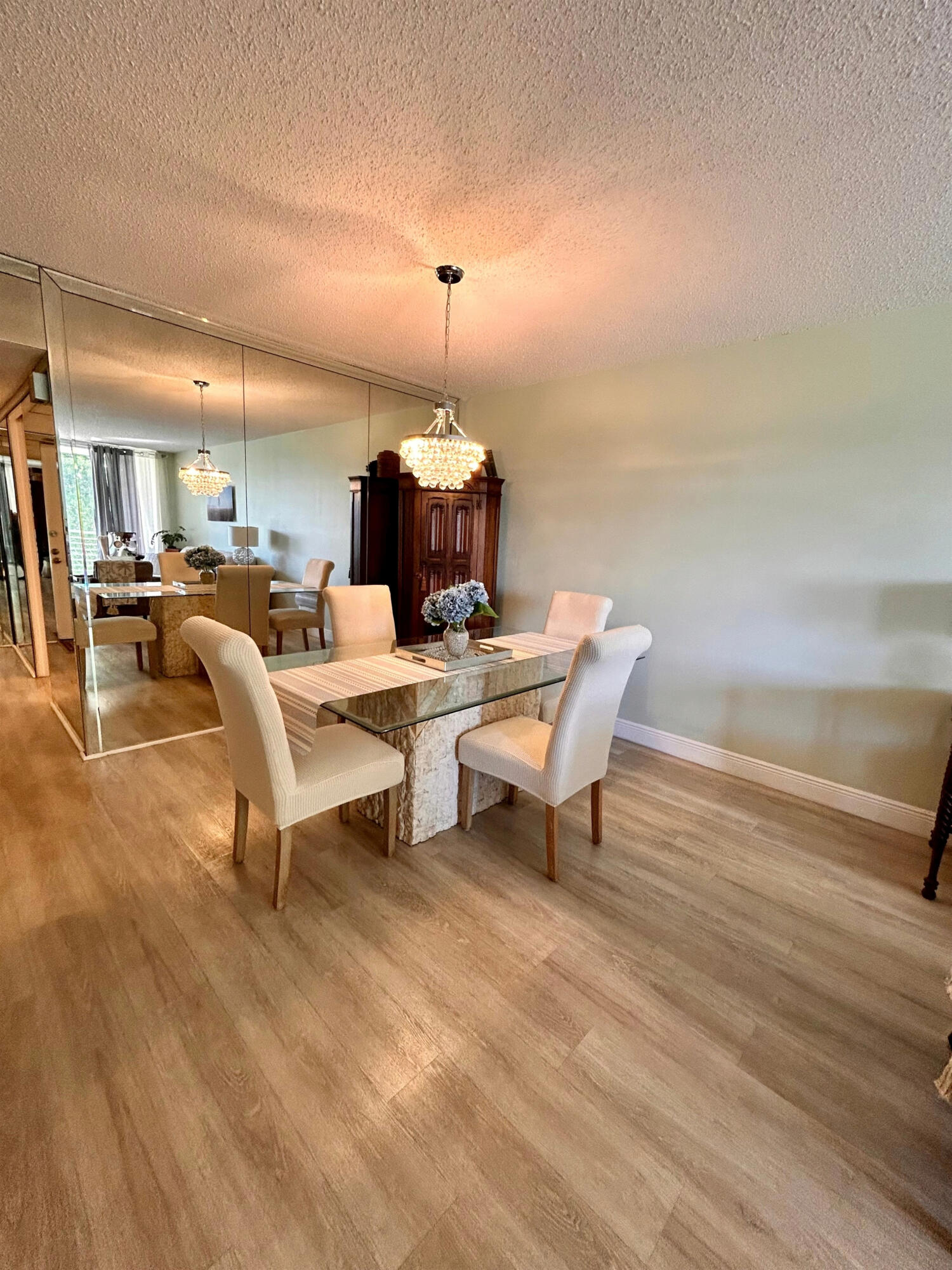 3850 OAKS CLUBHOUSE Drive 305 Property Photo 1