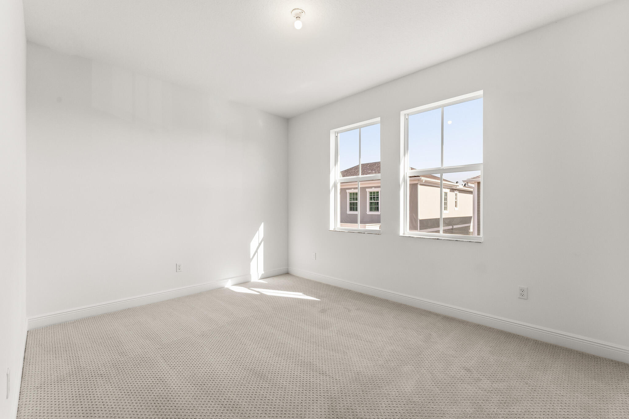 10630 Sw Pioneer Parkway Property Photo 11