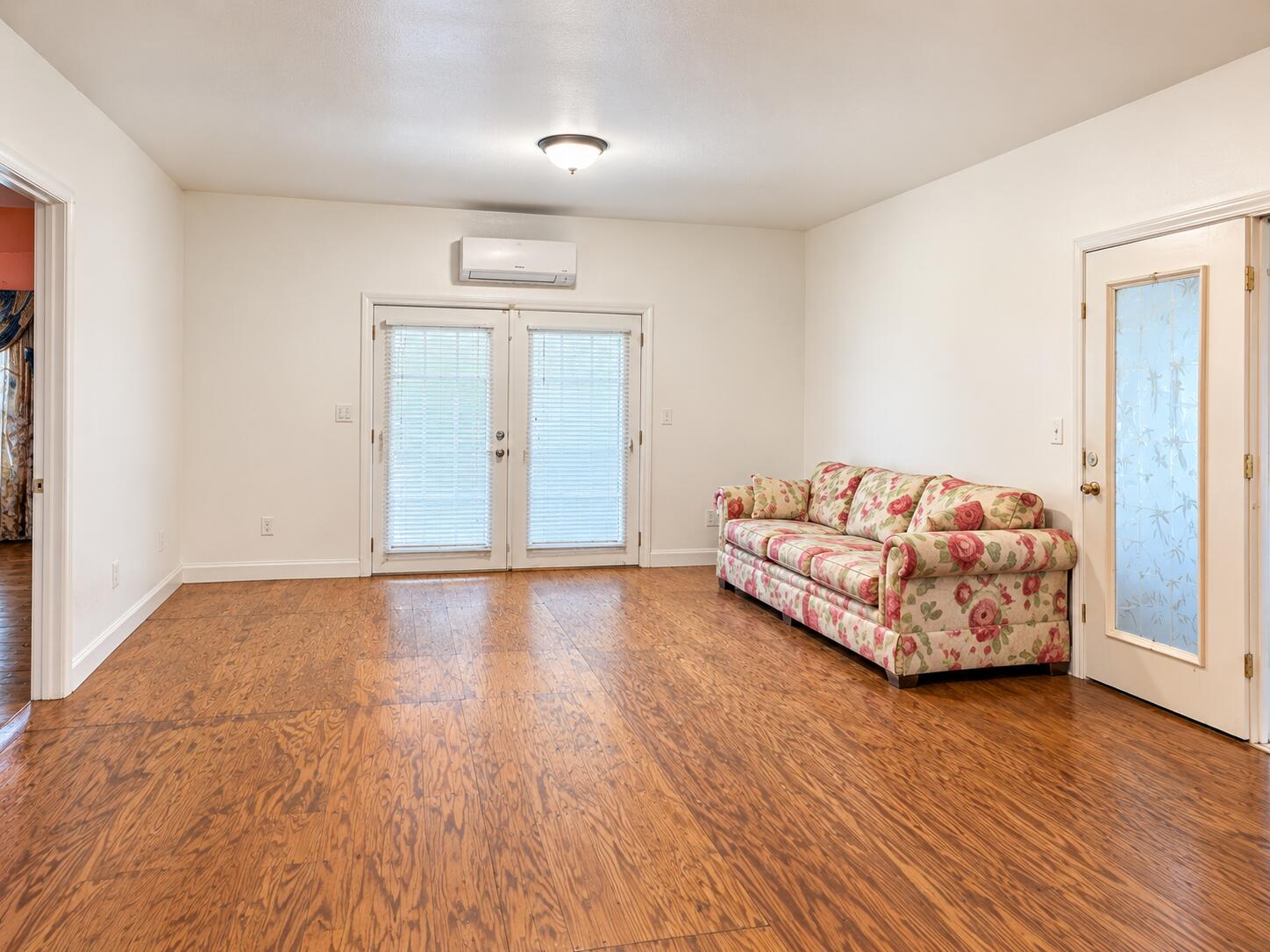 151 Temple Drive Property Photo 6