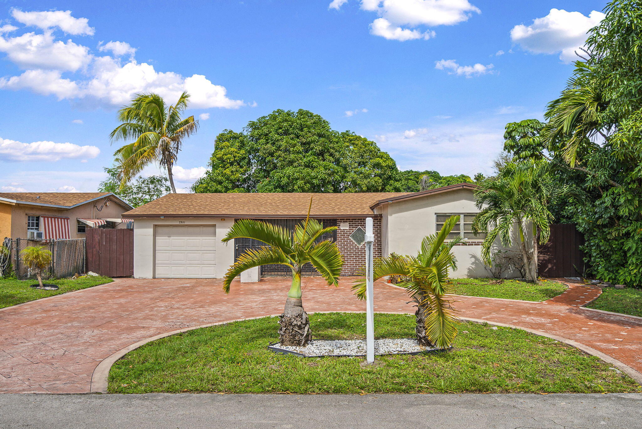 7501 Dilido Boulevard Property Photo 1