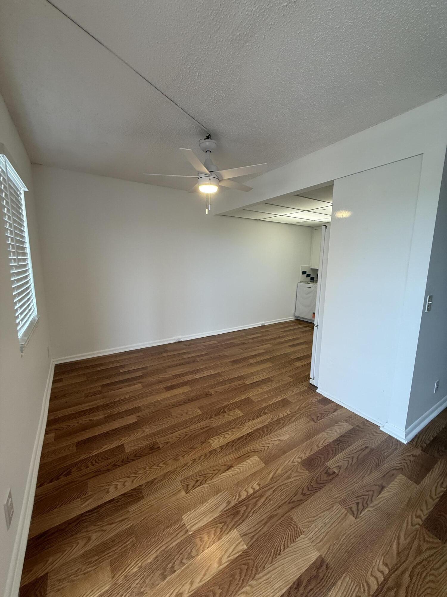 4055 Newcastle C Property Photo 3