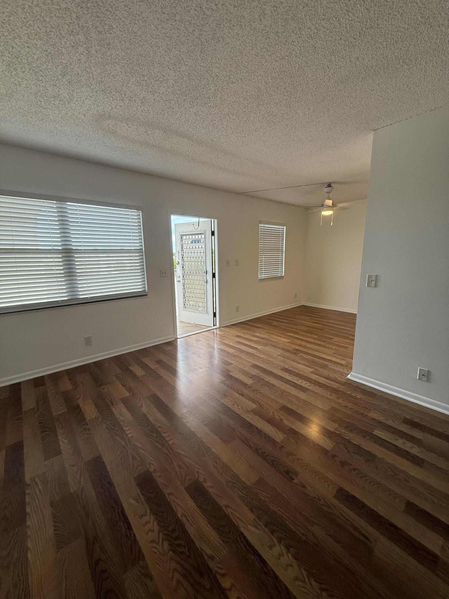 4055 Newcastle C Property Photo 4