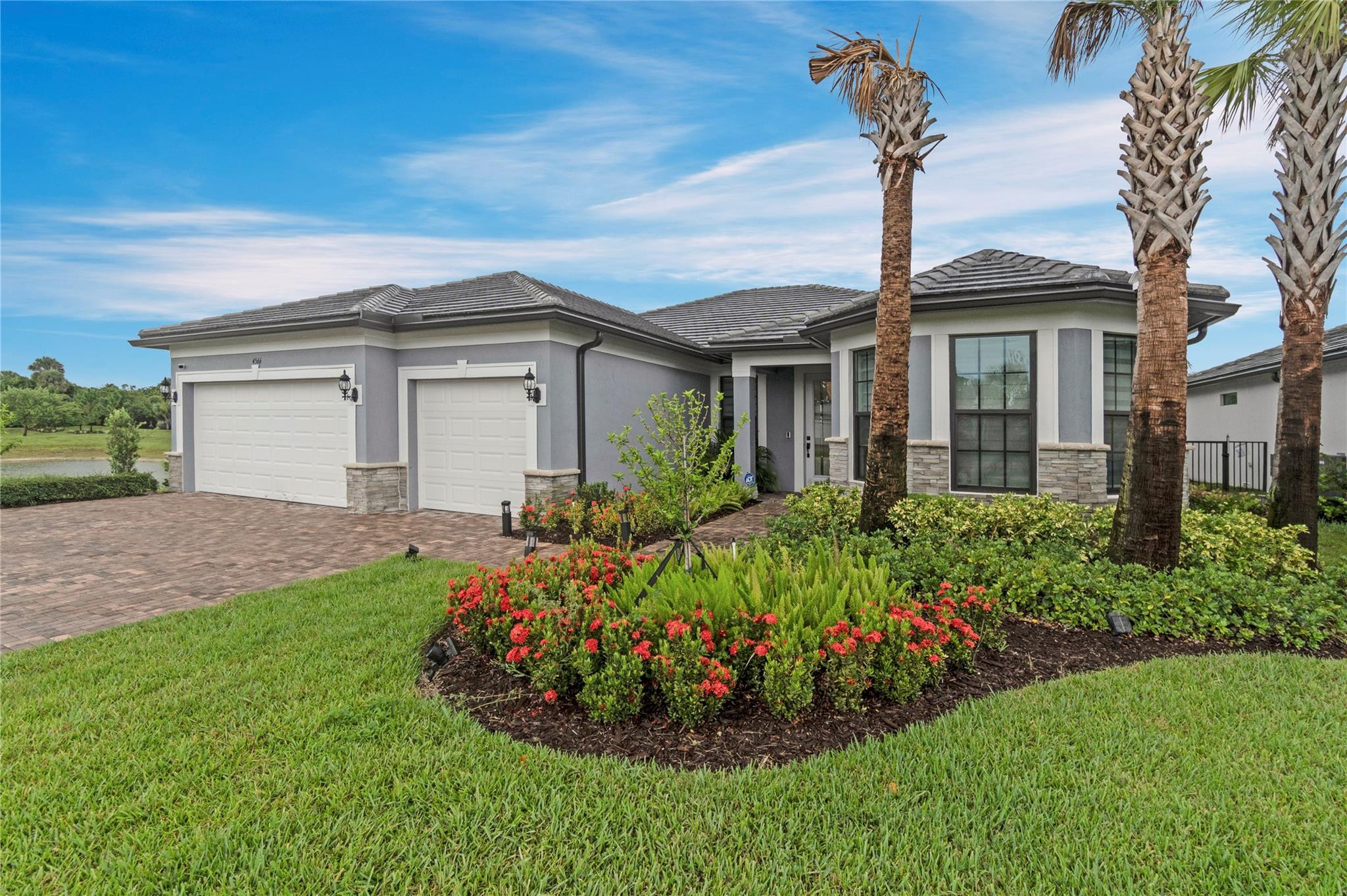 4566 Silverwood Lane N Property Photo 1