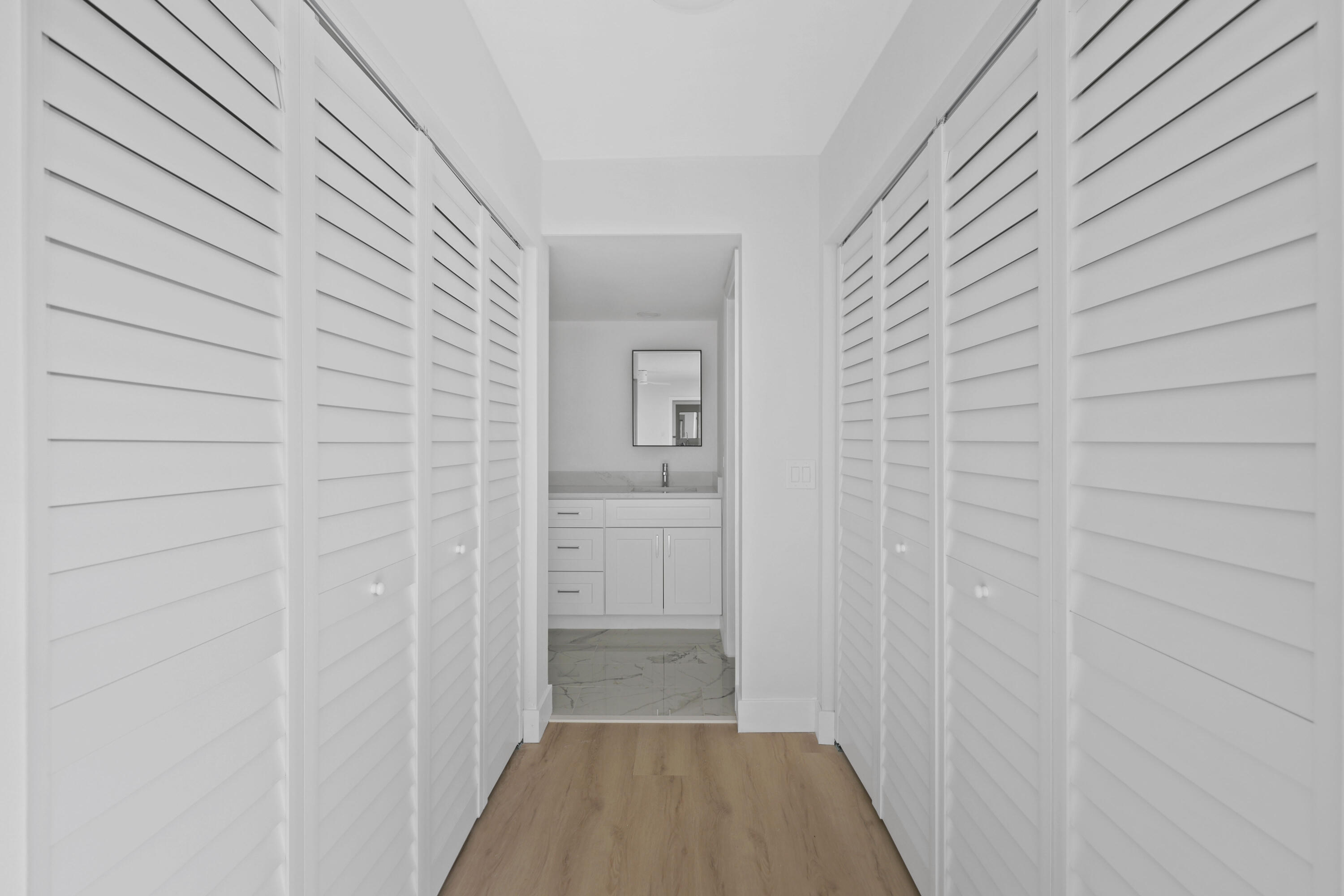 703 7th Terrace Property Photo 30