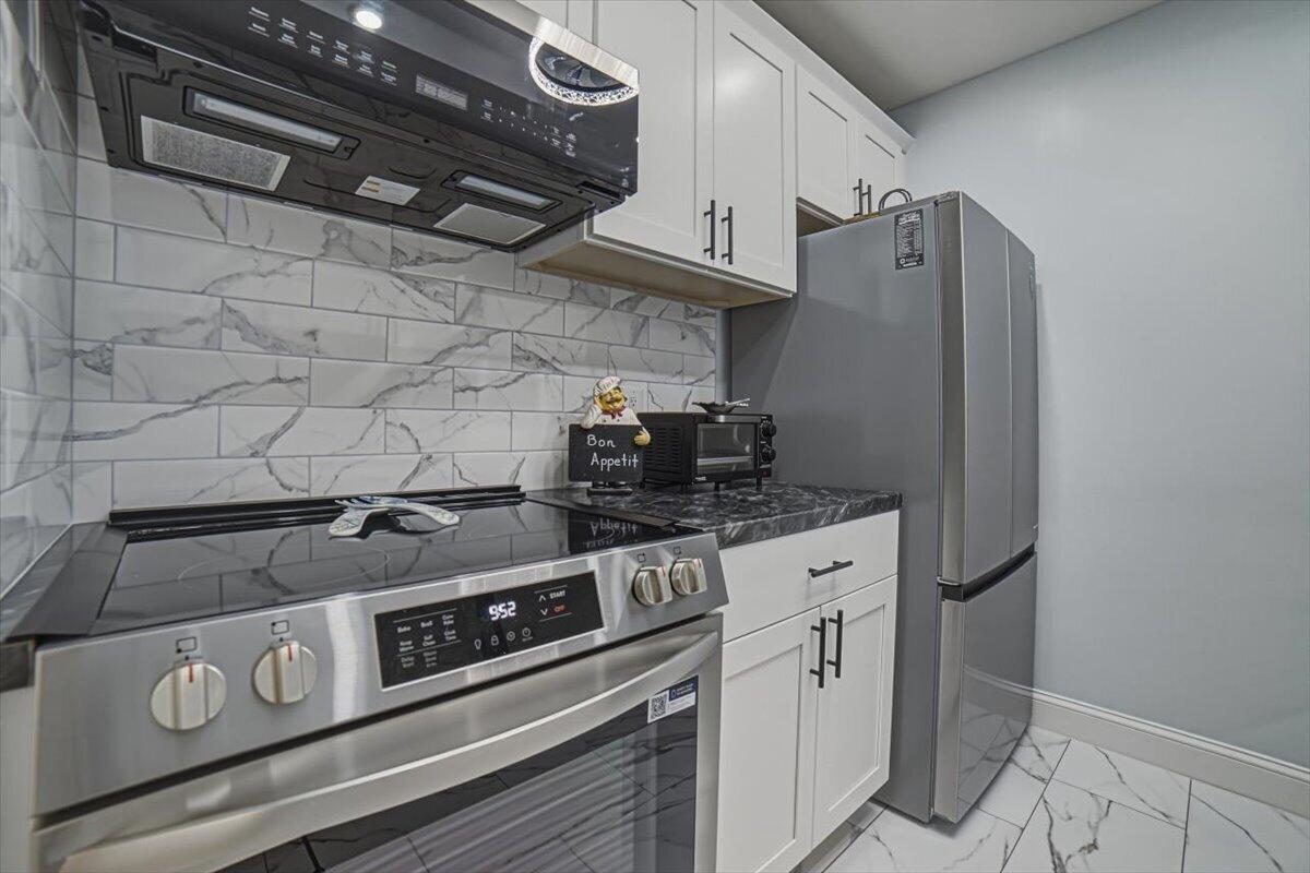 101 Doolen Court 205 Property Photo 17