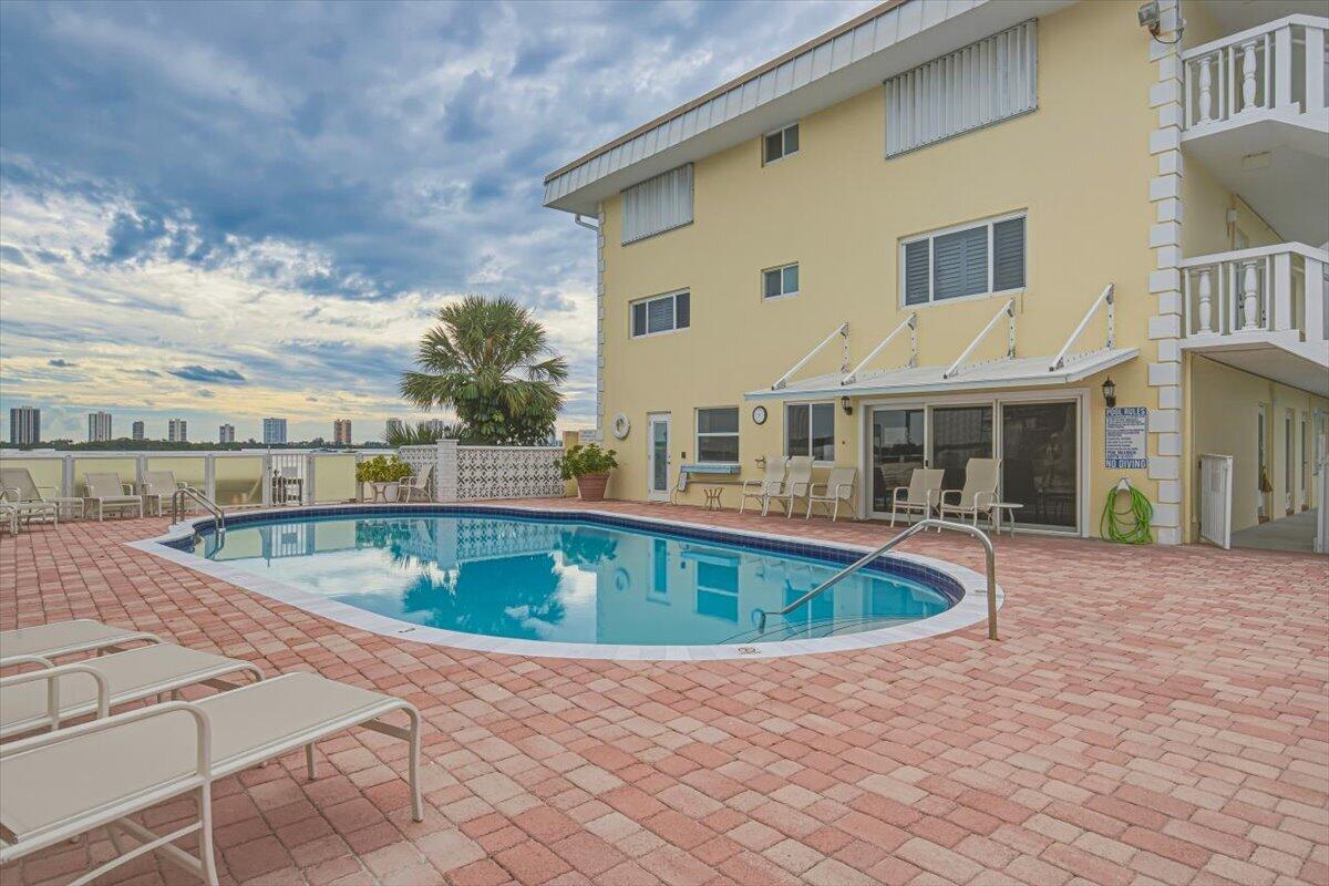 101 Doolen Court 205 Property Photo 28