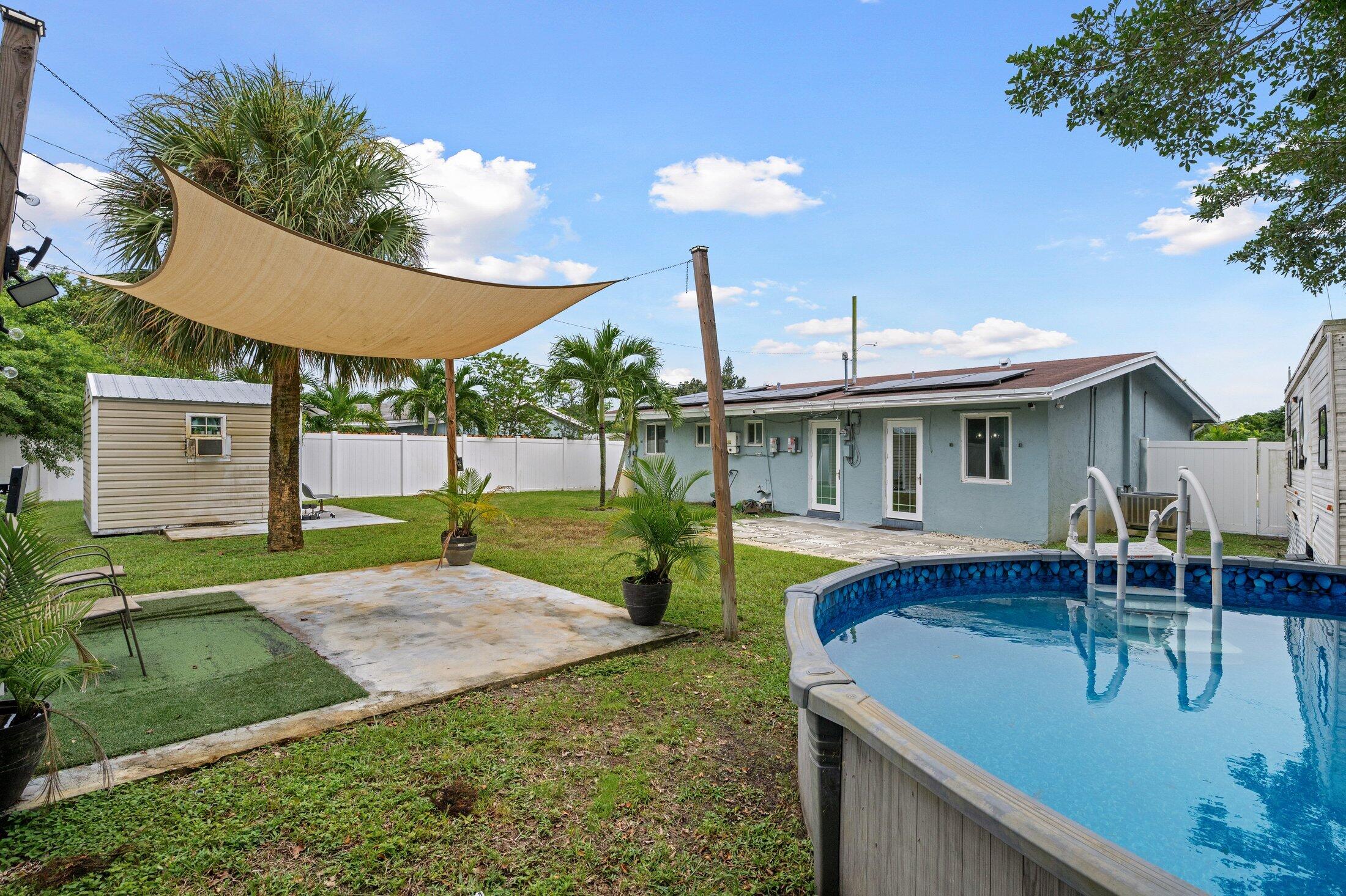 3767 Sw 16th Court Property Photo 4