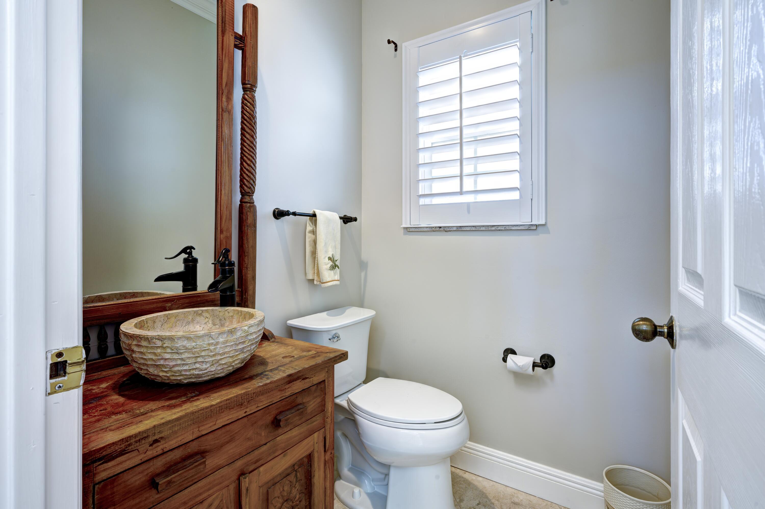 17080 Crossgate Drive Property Photo 20