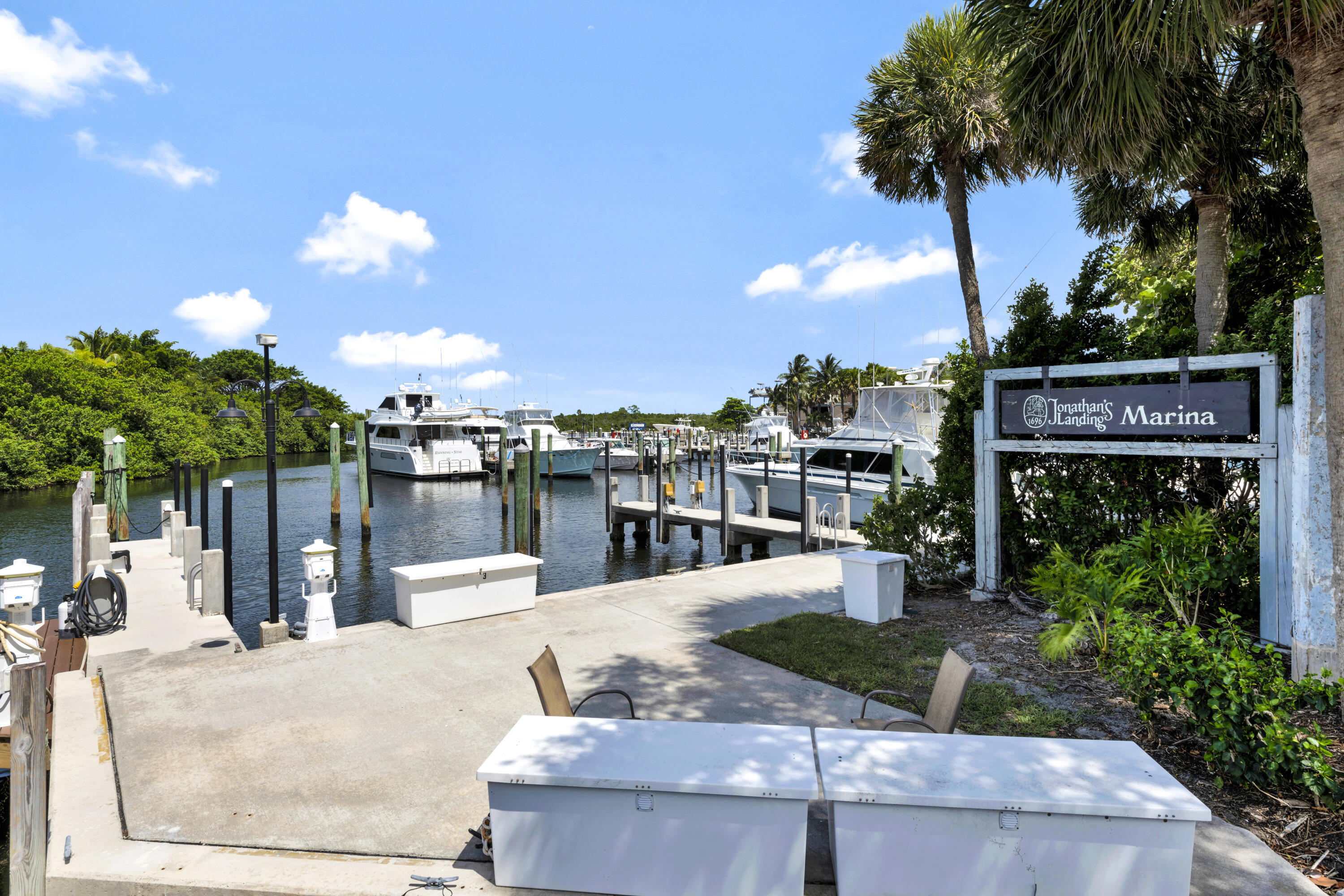 17080 Crossgate Drive Property Photo 37