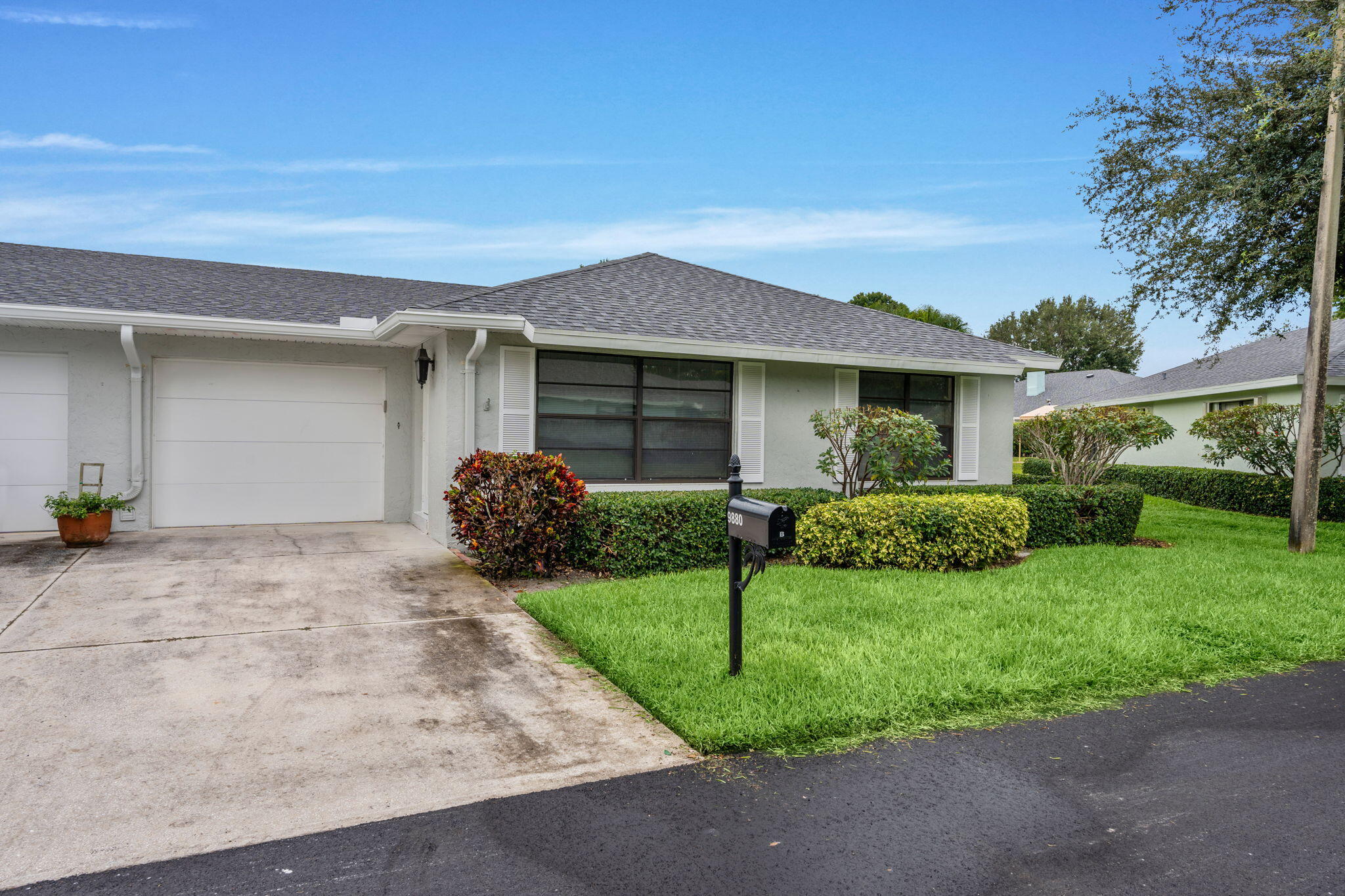 9880 Chestnut Tree Terrace B Property Photo 1