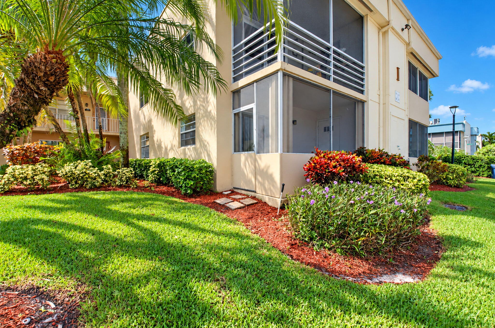 386 Capri I Property Photo 1