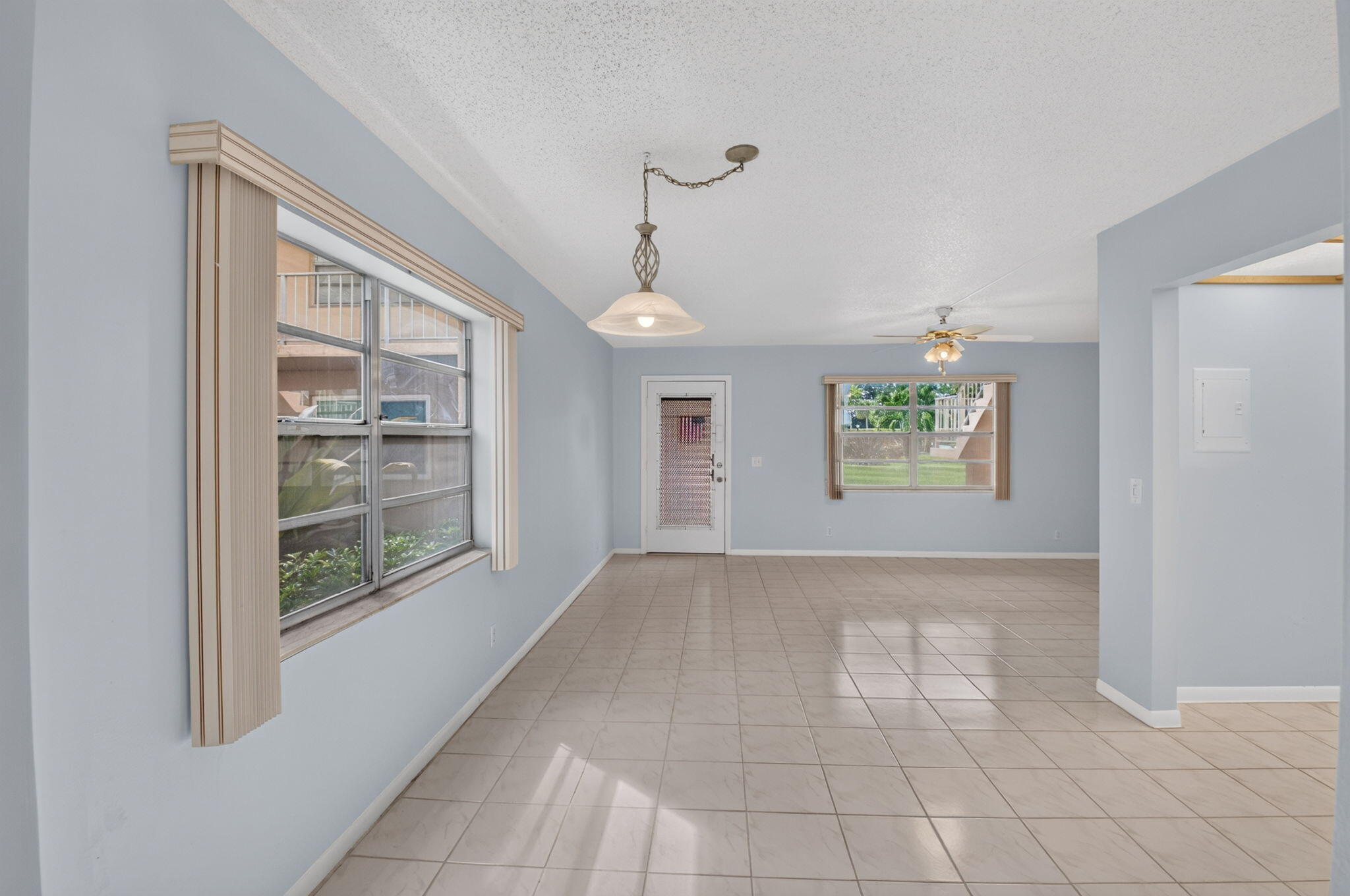 386 Capri I Property Photo 7
