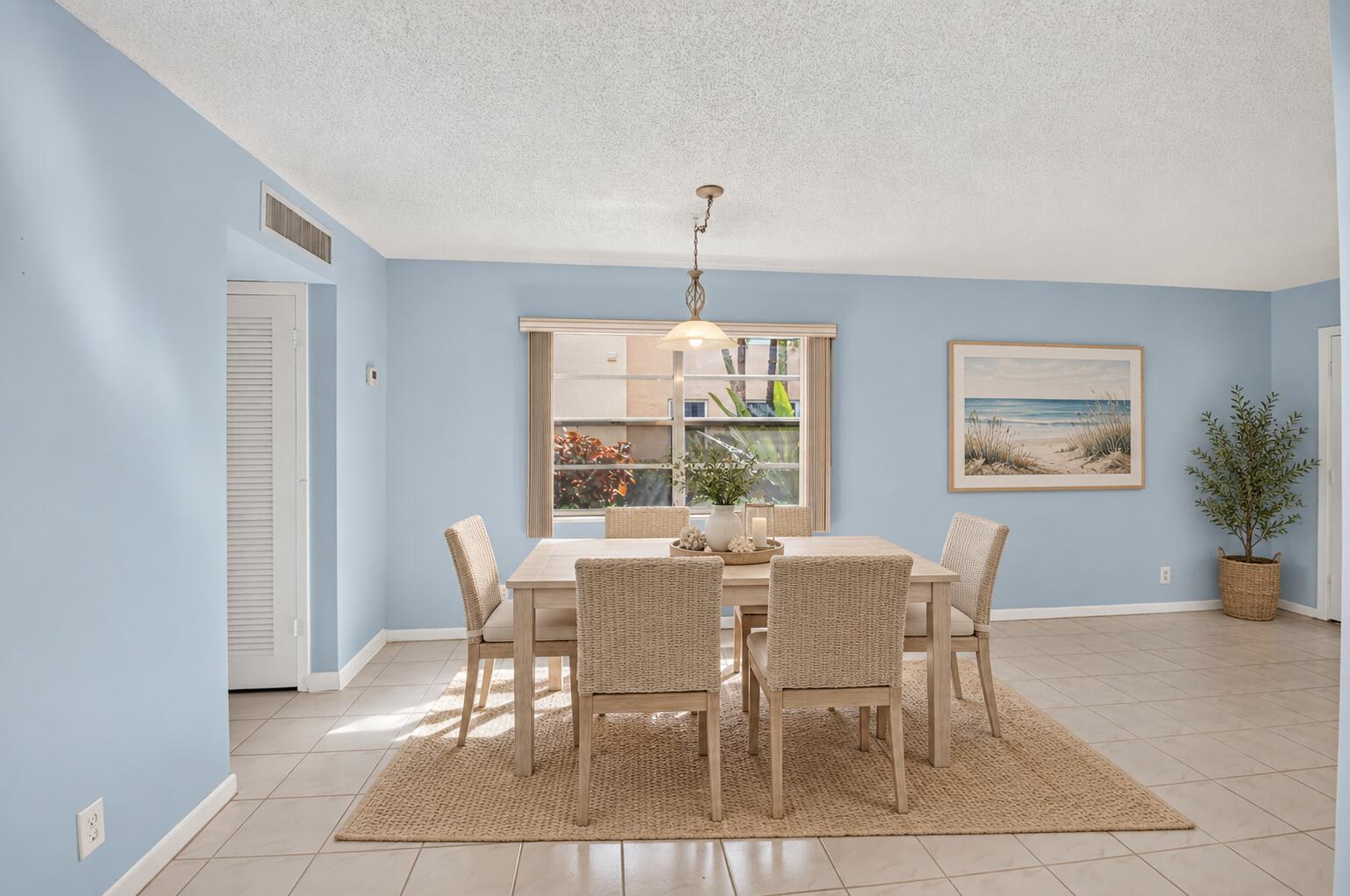 386 Capri I Property Photo 8