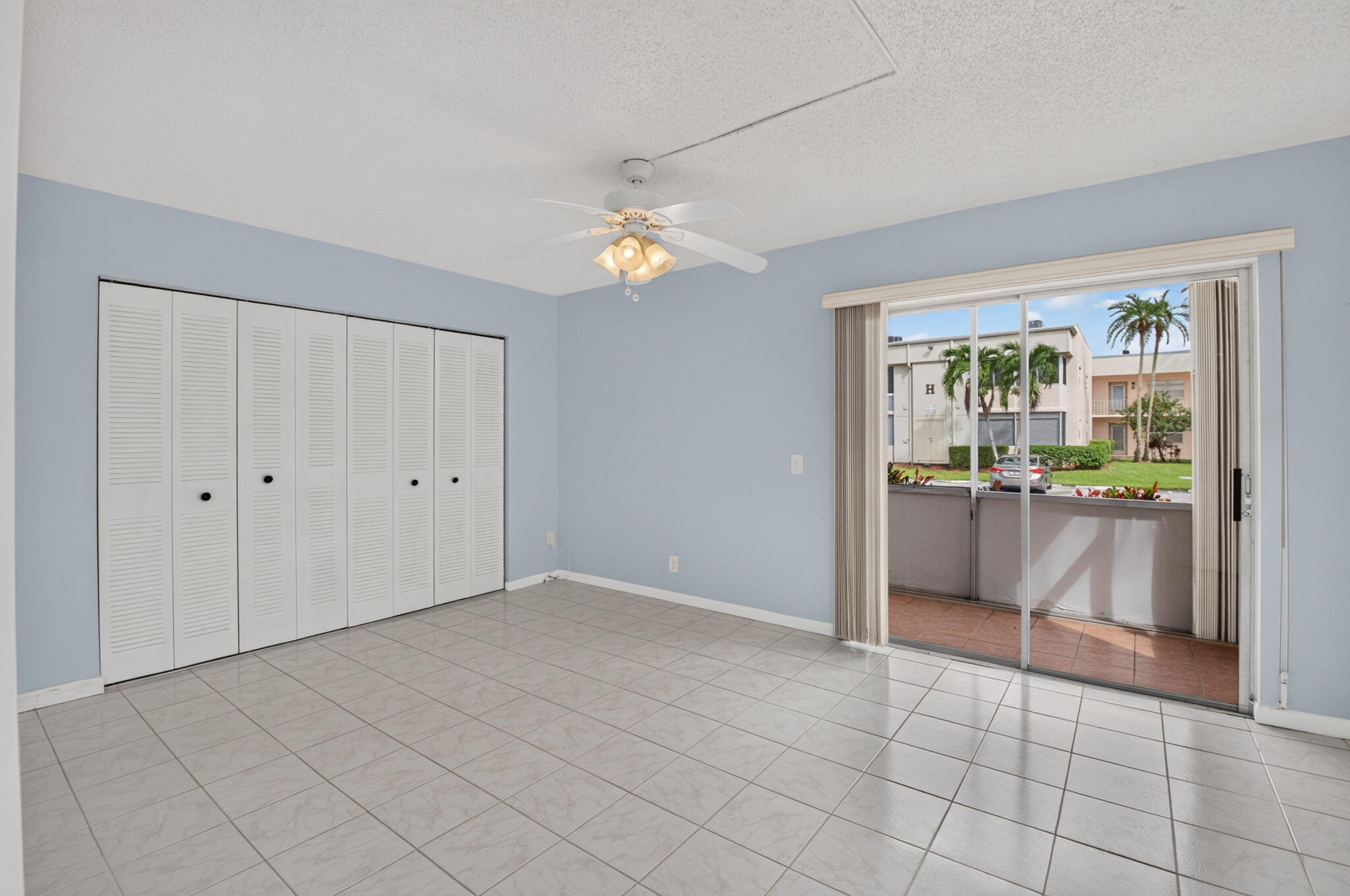 386 Capri I Property Photo 12