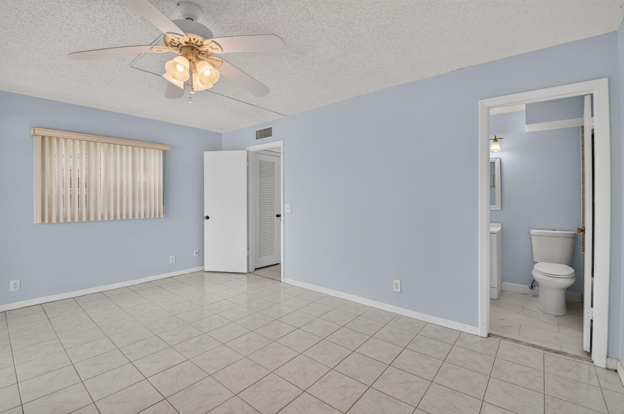 386 Capri I Property Photo 14