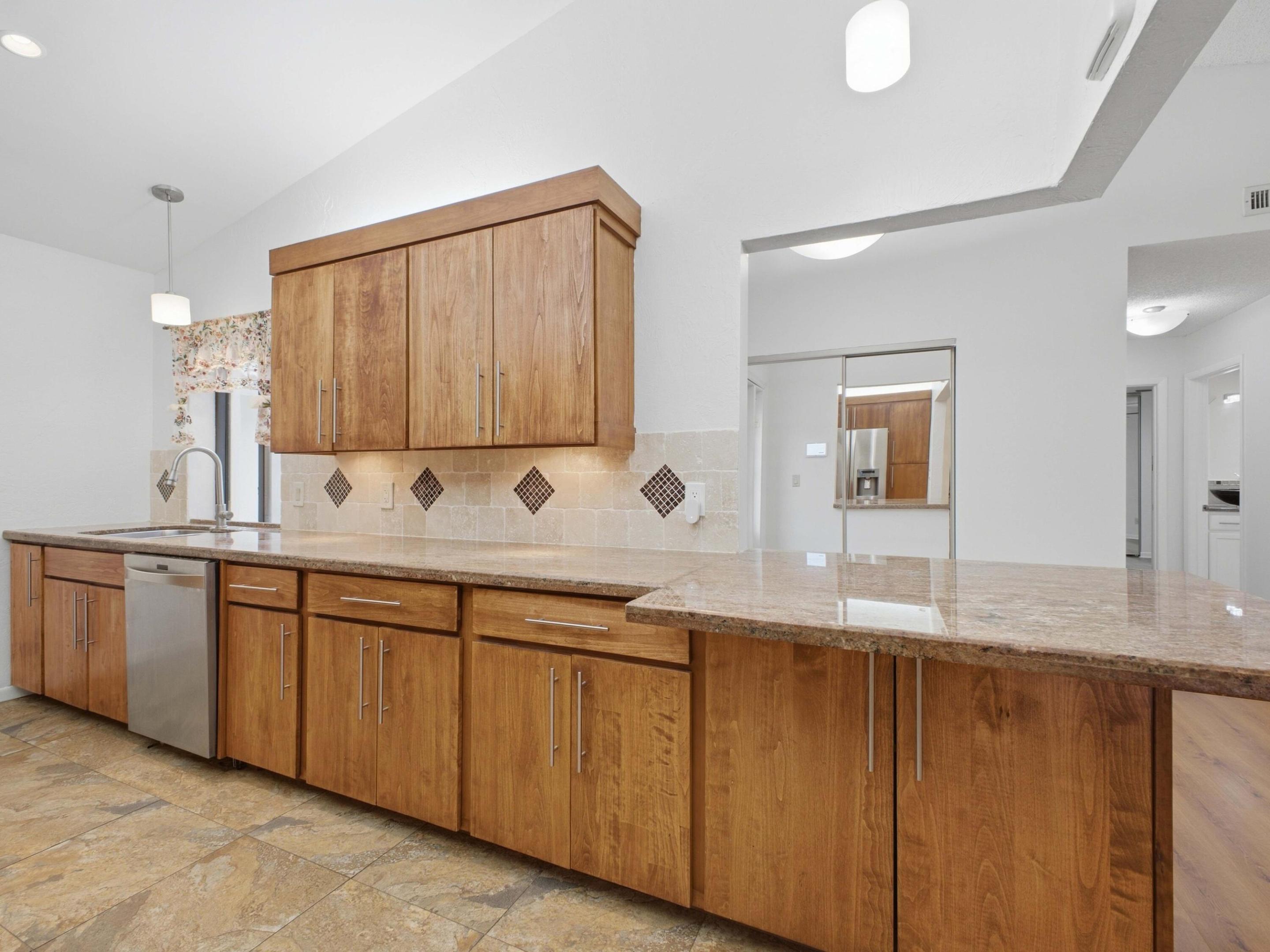 4803 Boxwood Circle Property Photo 9