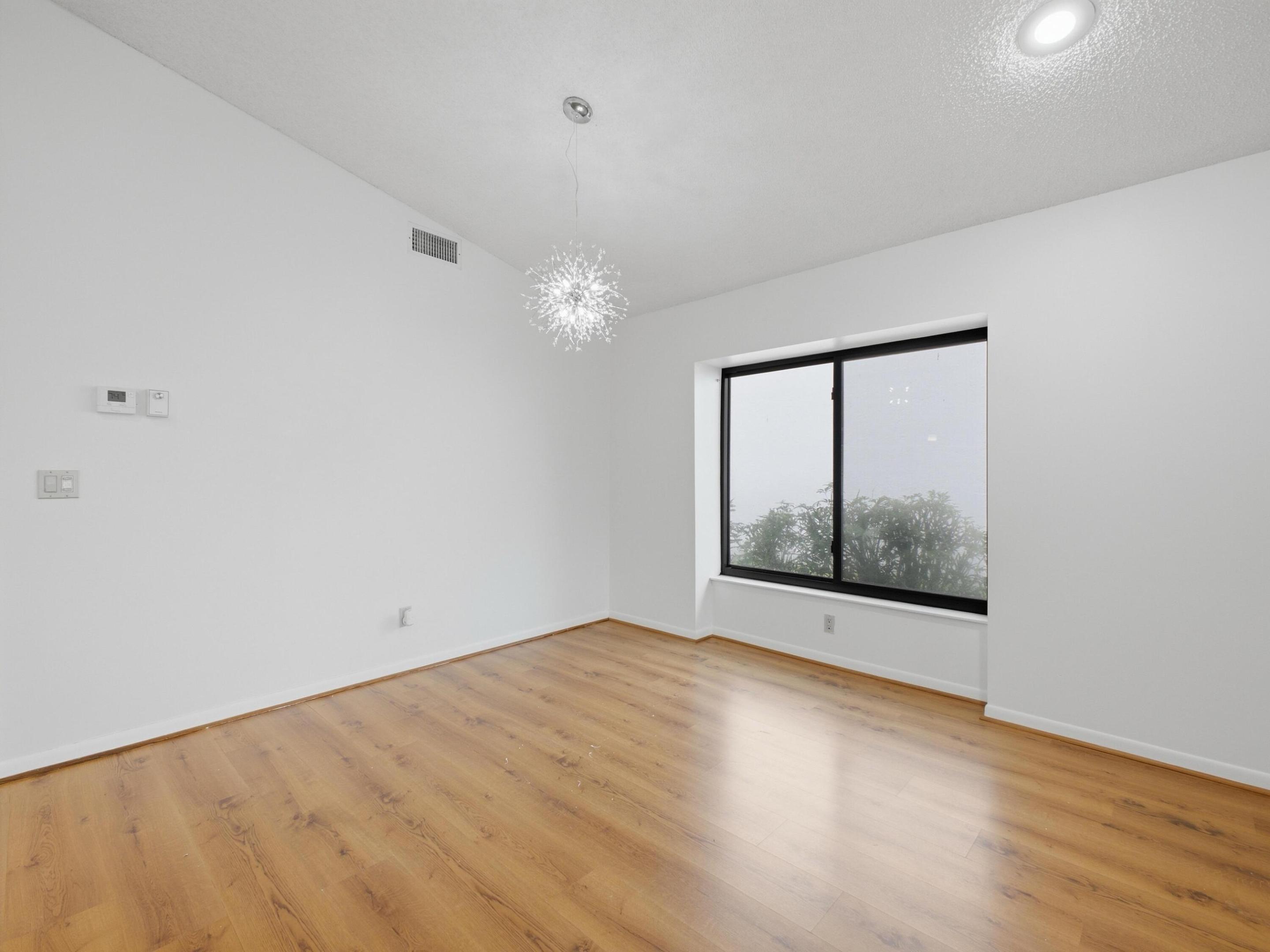 4803 Boxwood Circle Property Photo 15