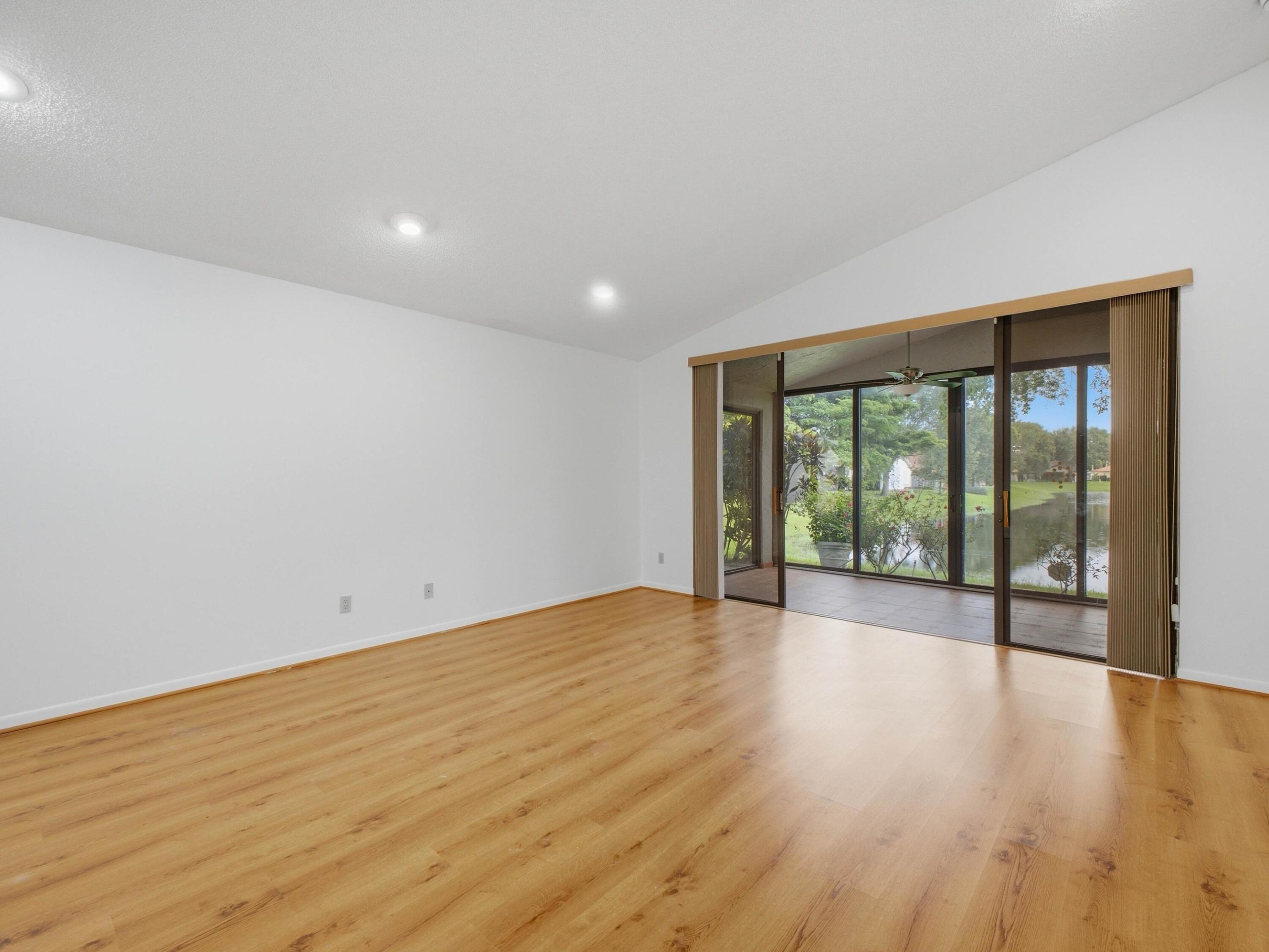 4803 Boxwood Circle Property Photo 19