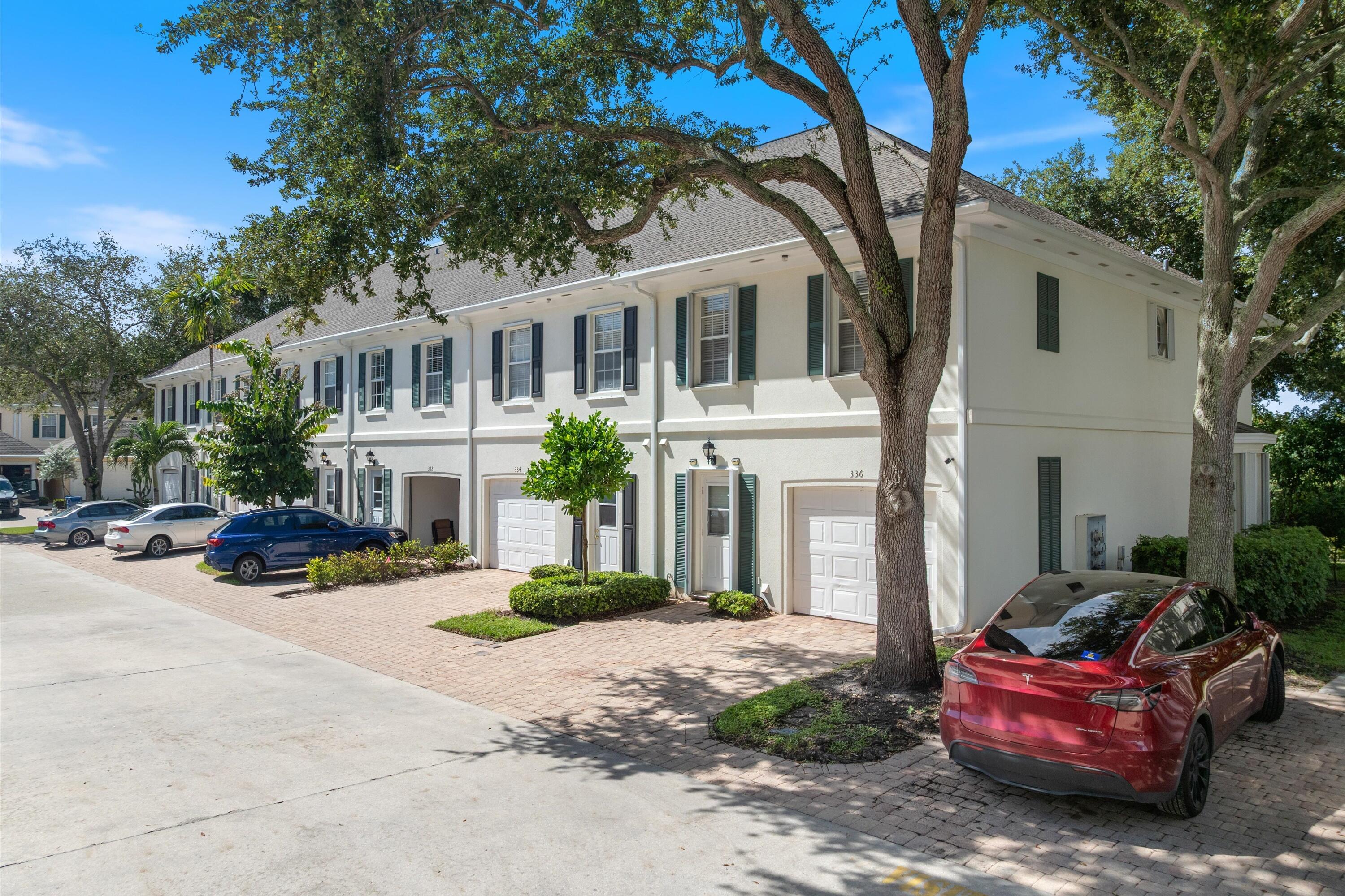 336 Legare Court Property Photo 1