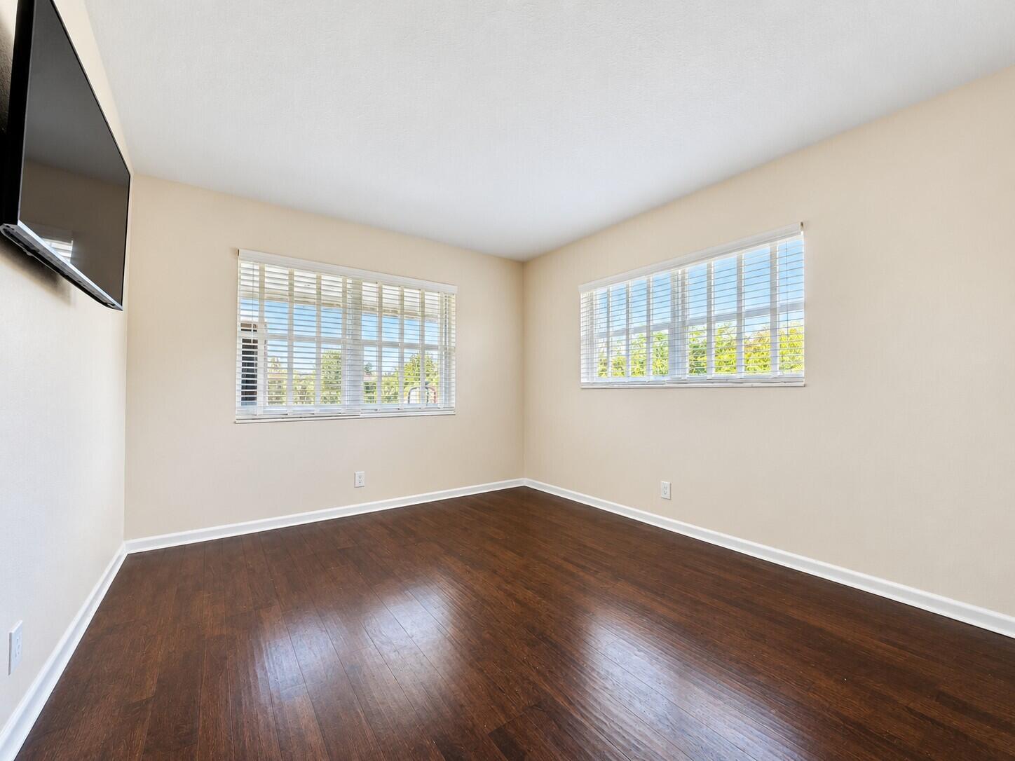 200 Northampton J Property Photo 8