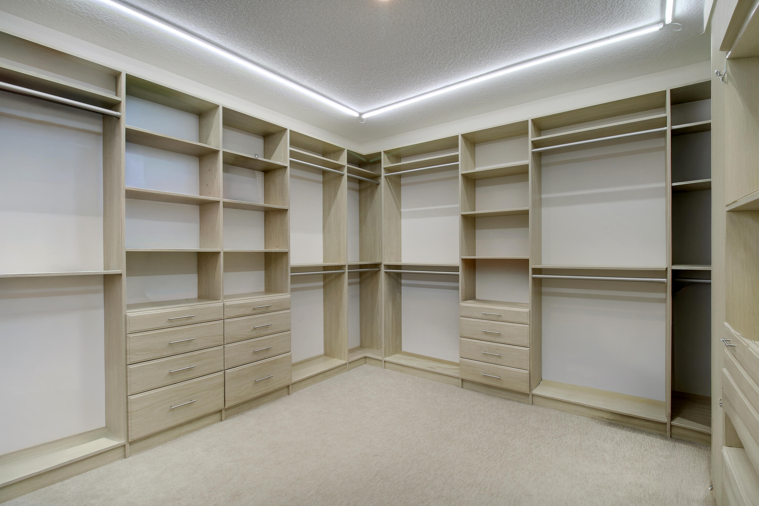 2475 Ne Evinrude Circle Property Photo 43