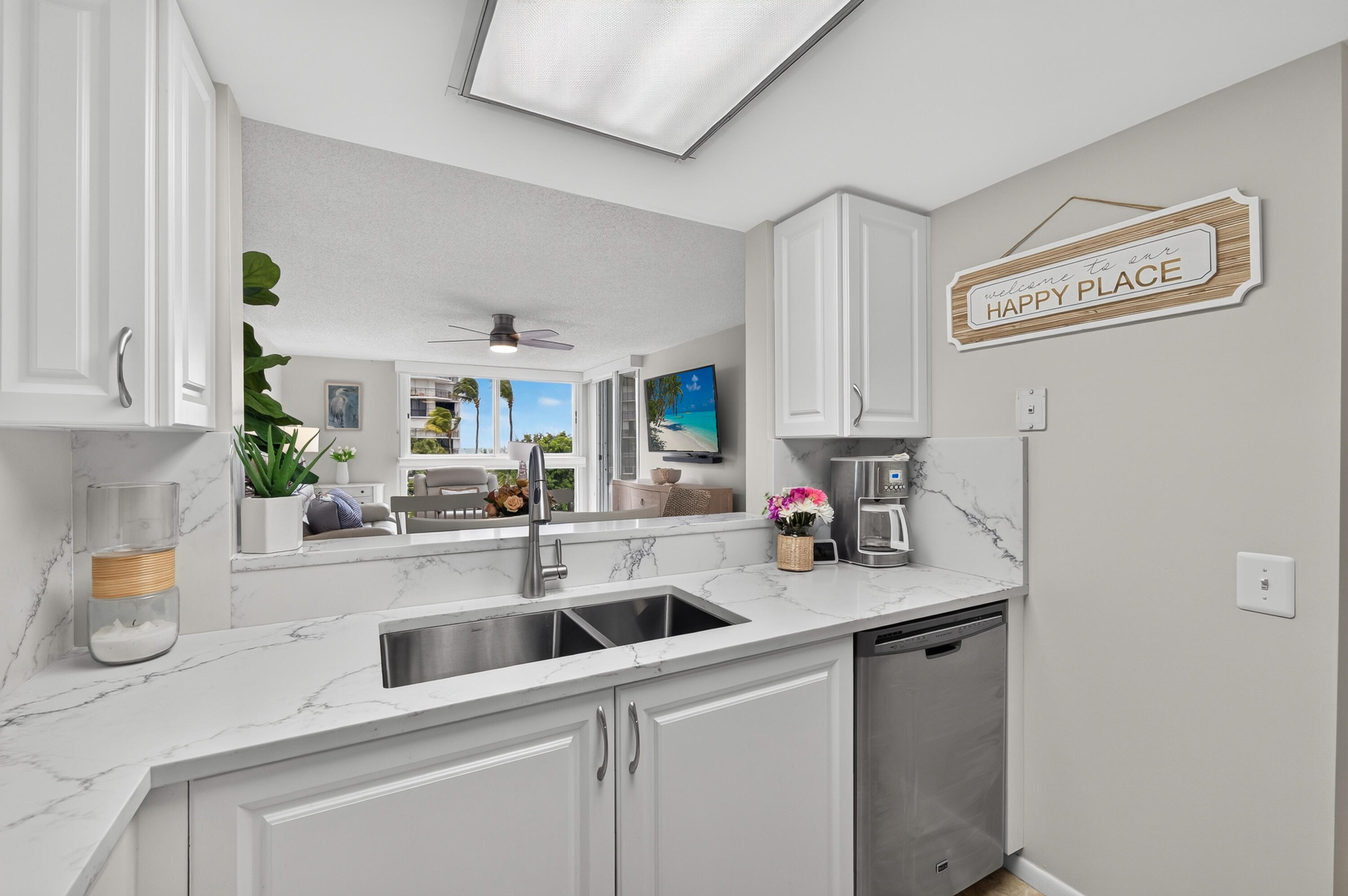2700 N Highway A1a 302 Property Photo 8